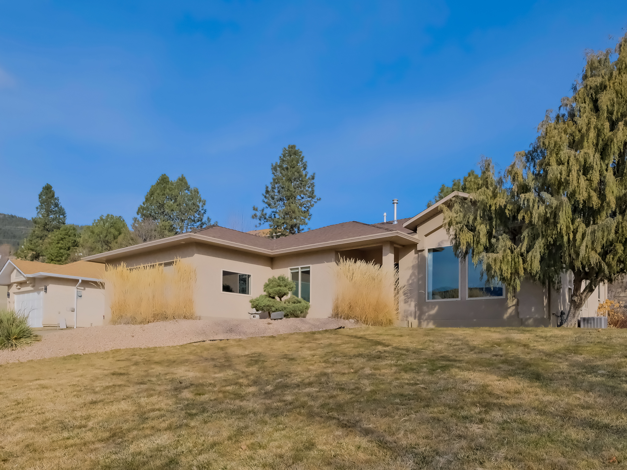 2092 Sandstone Drive Penticton V2A 8Y7