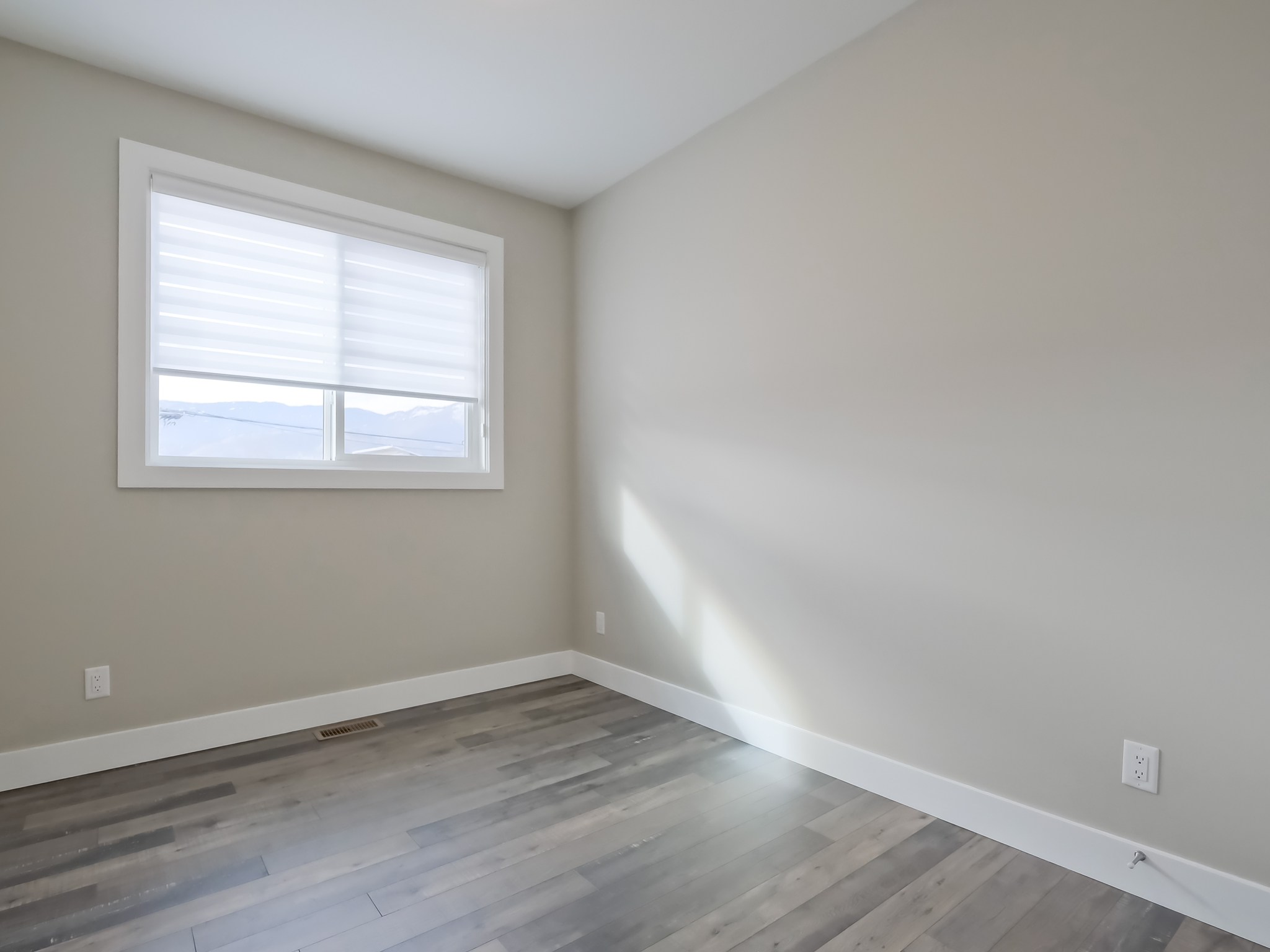 704 Revelstoke Avenue 102 Penticton V2A 2J2