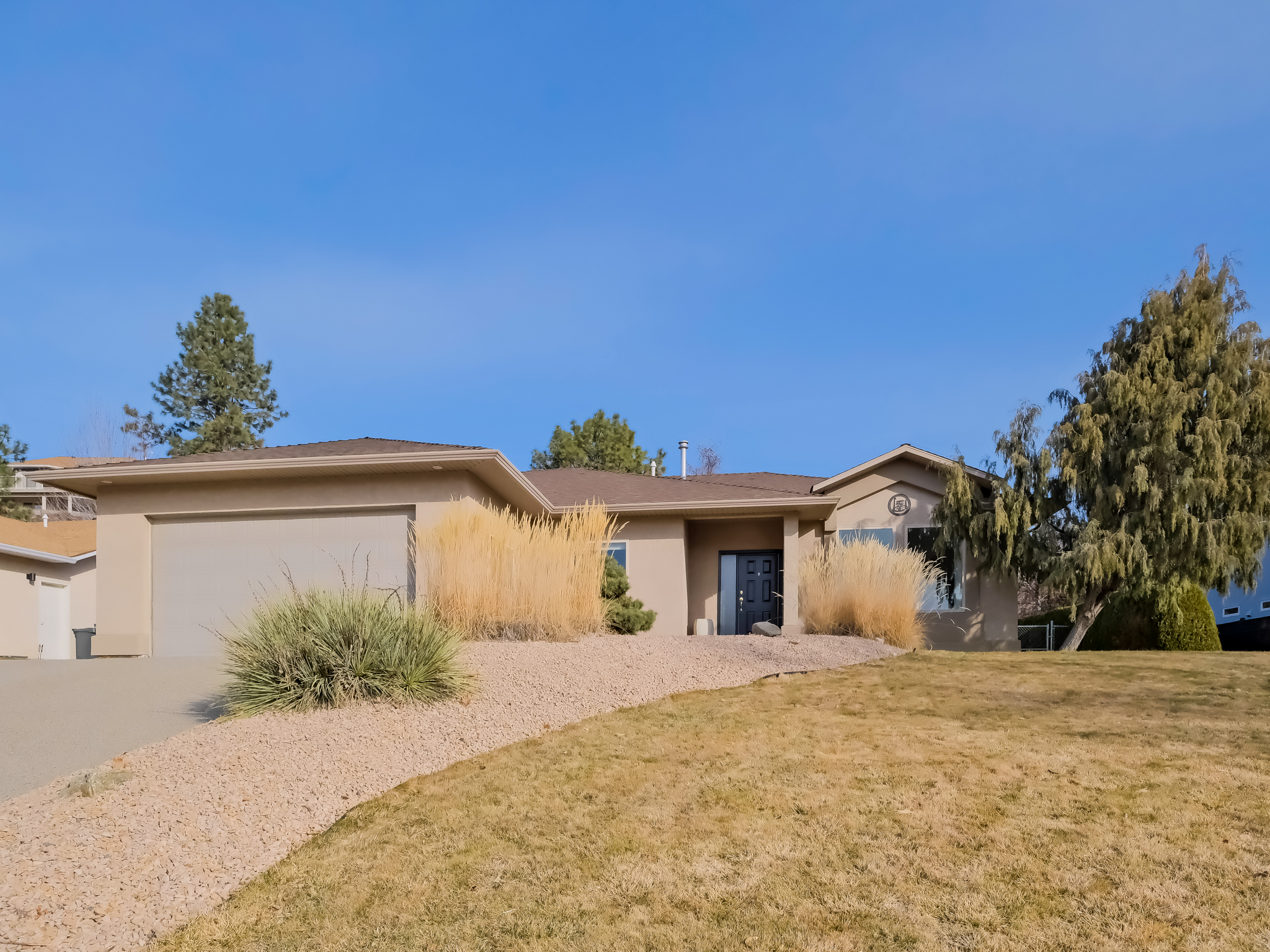 2092 Sandstone Drive Penticton V2A 8Y7