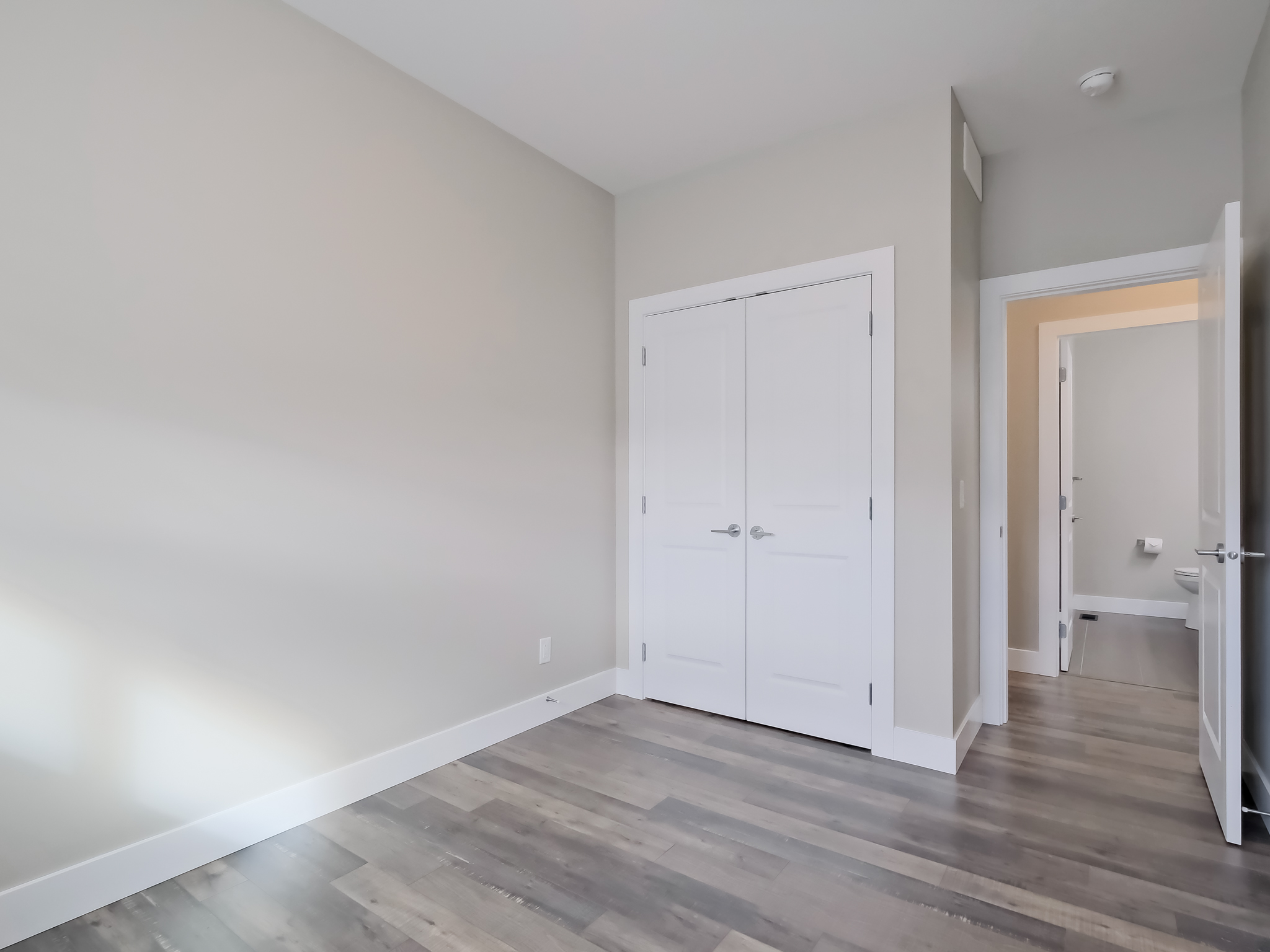 704 Revelstoke Avenue 102 Penticton V2A 2J2