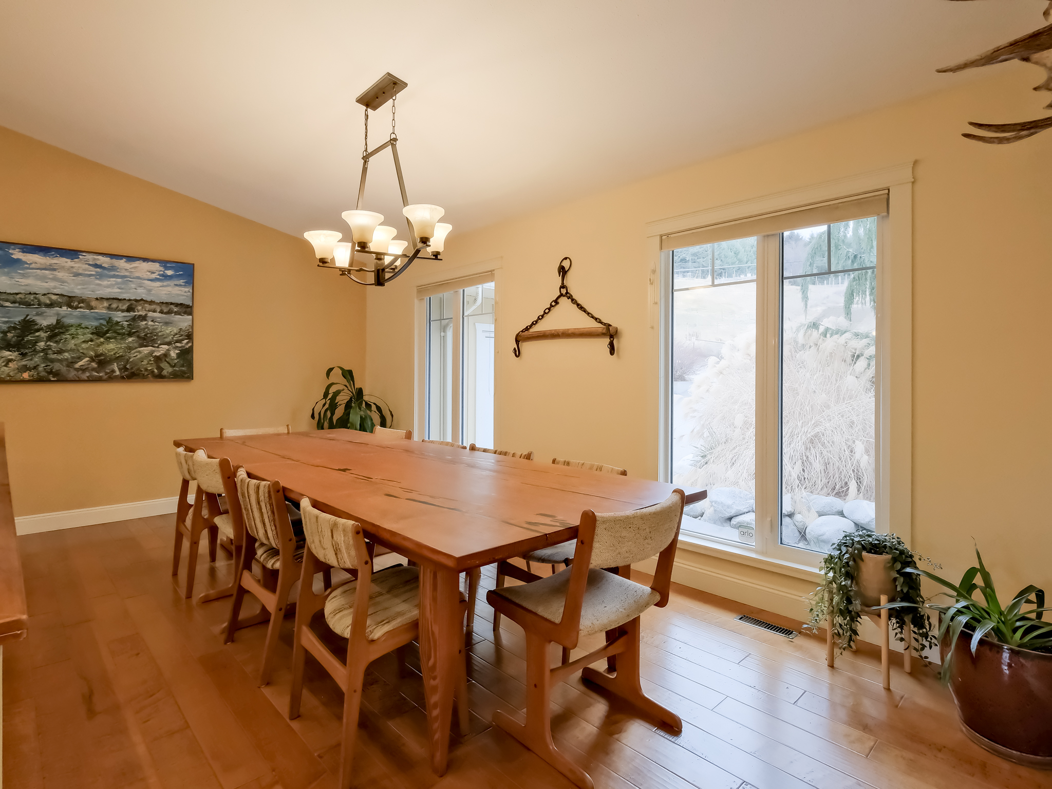 5617 Simpson Road Summerland V0H 1Z2