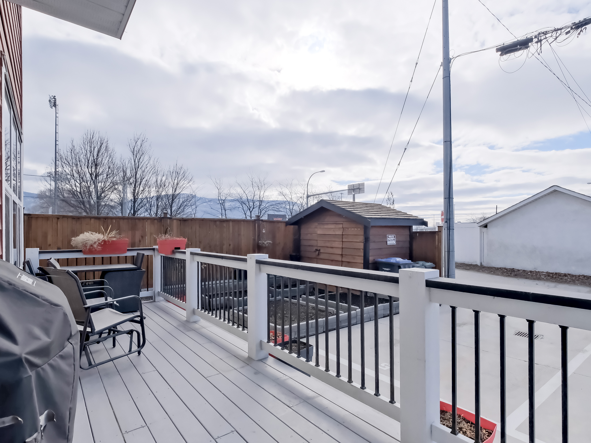 704 Revelstoke Avenue 102 Penticton V2A 2J2