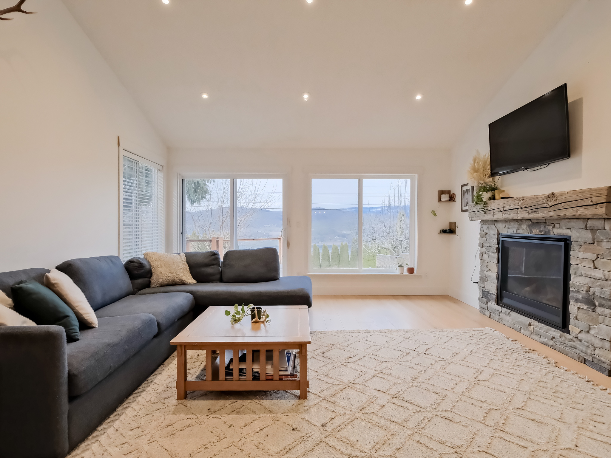 6802 Mulberry Road Vernon V1B 3T9