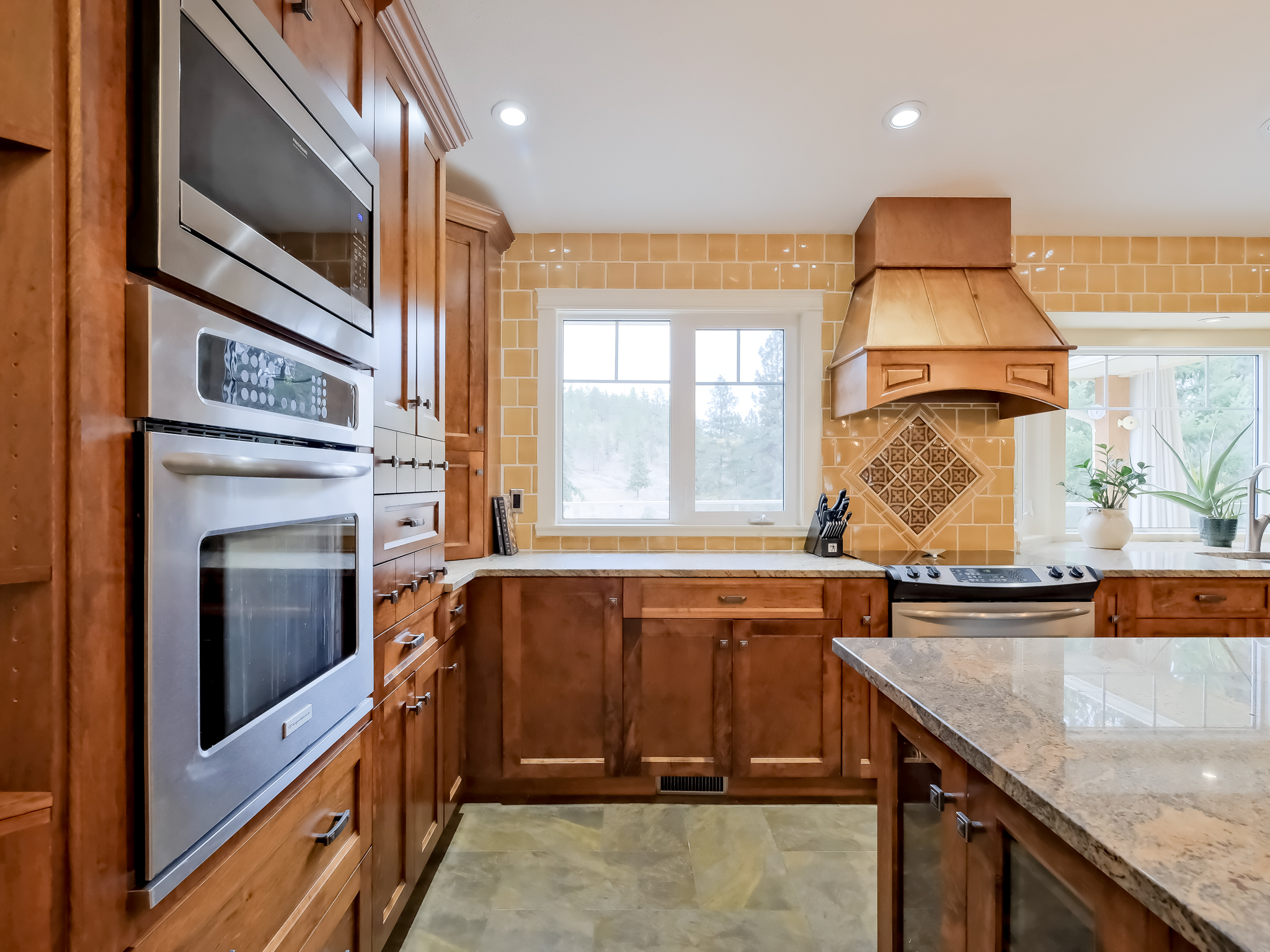 5617 Simpson Road Summerland V0H 1Z2