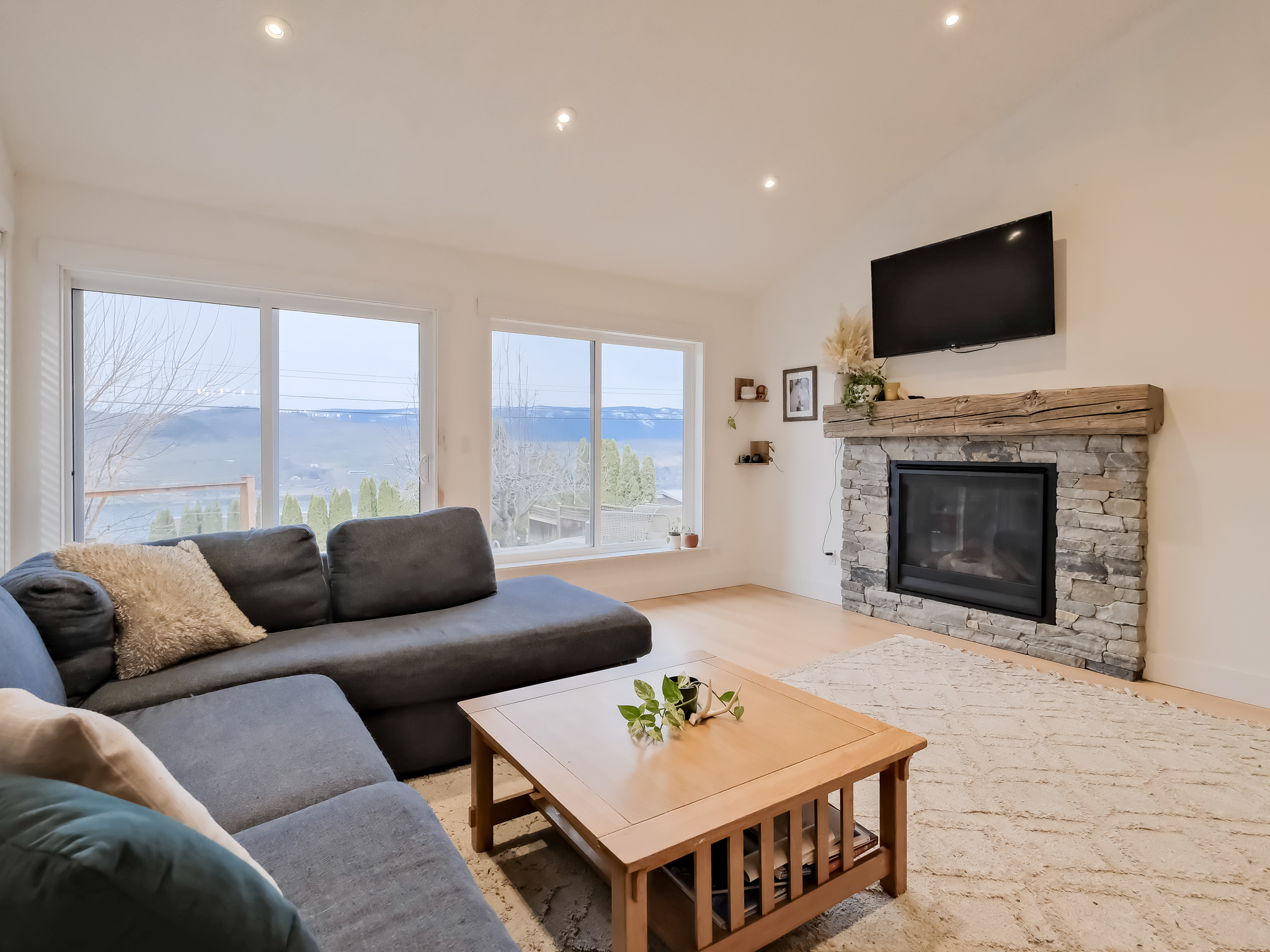 6802 Mulberry Road Vernon V1B 3T9