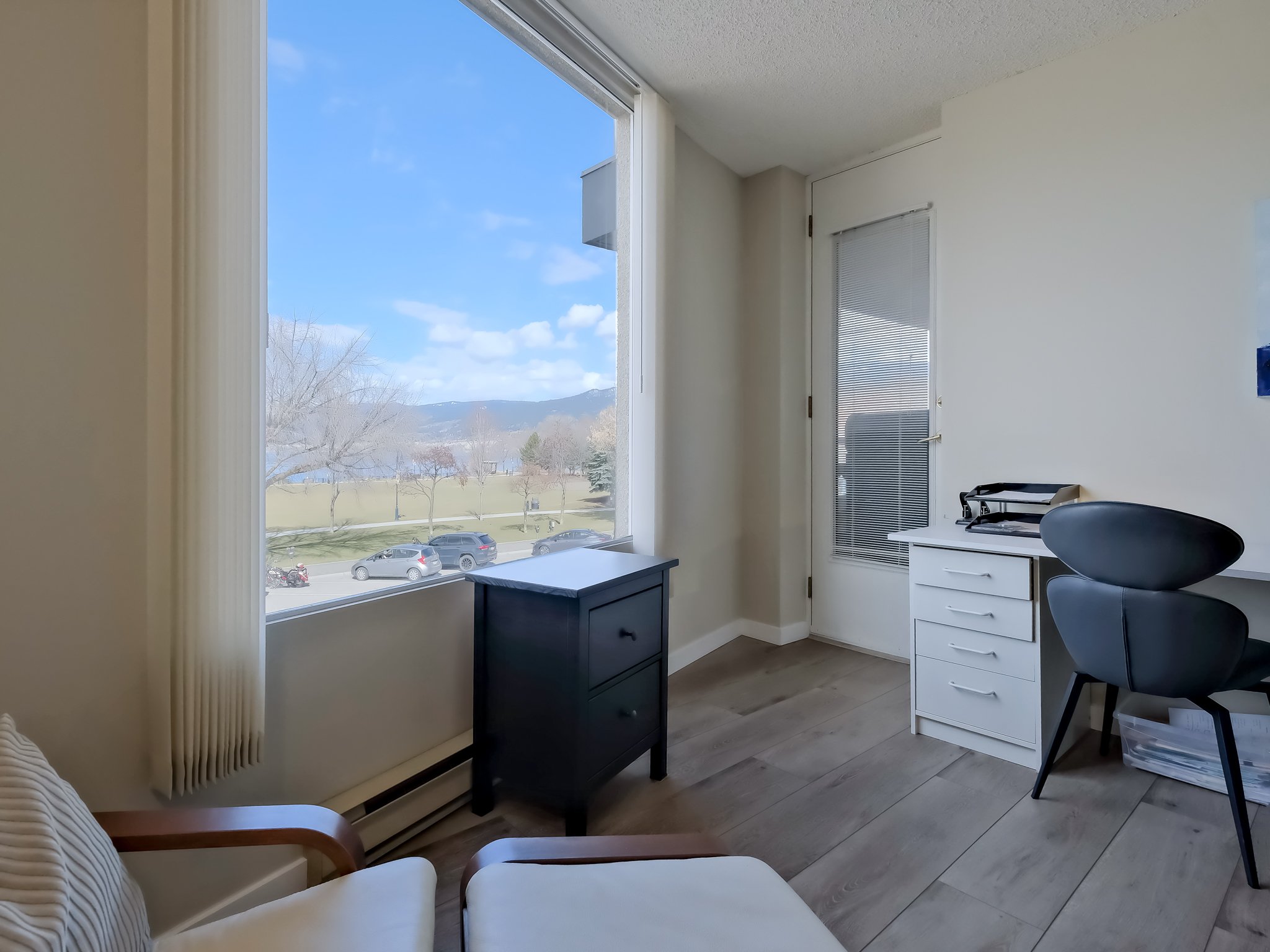 86 Lakeshore Drive 201 Penticton V2A 1B5