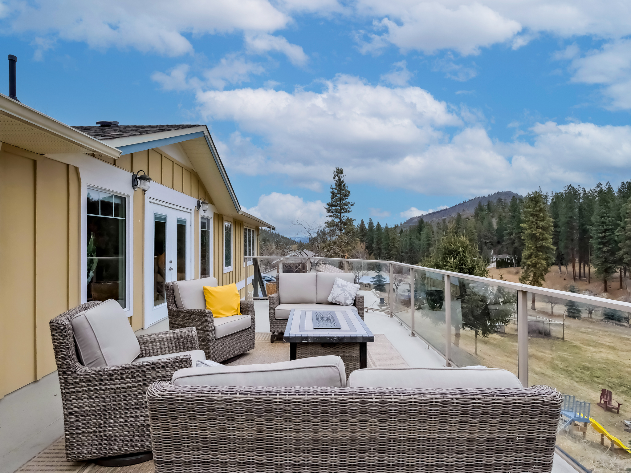 5617 Simpson Road Summerland V0H 1Z2