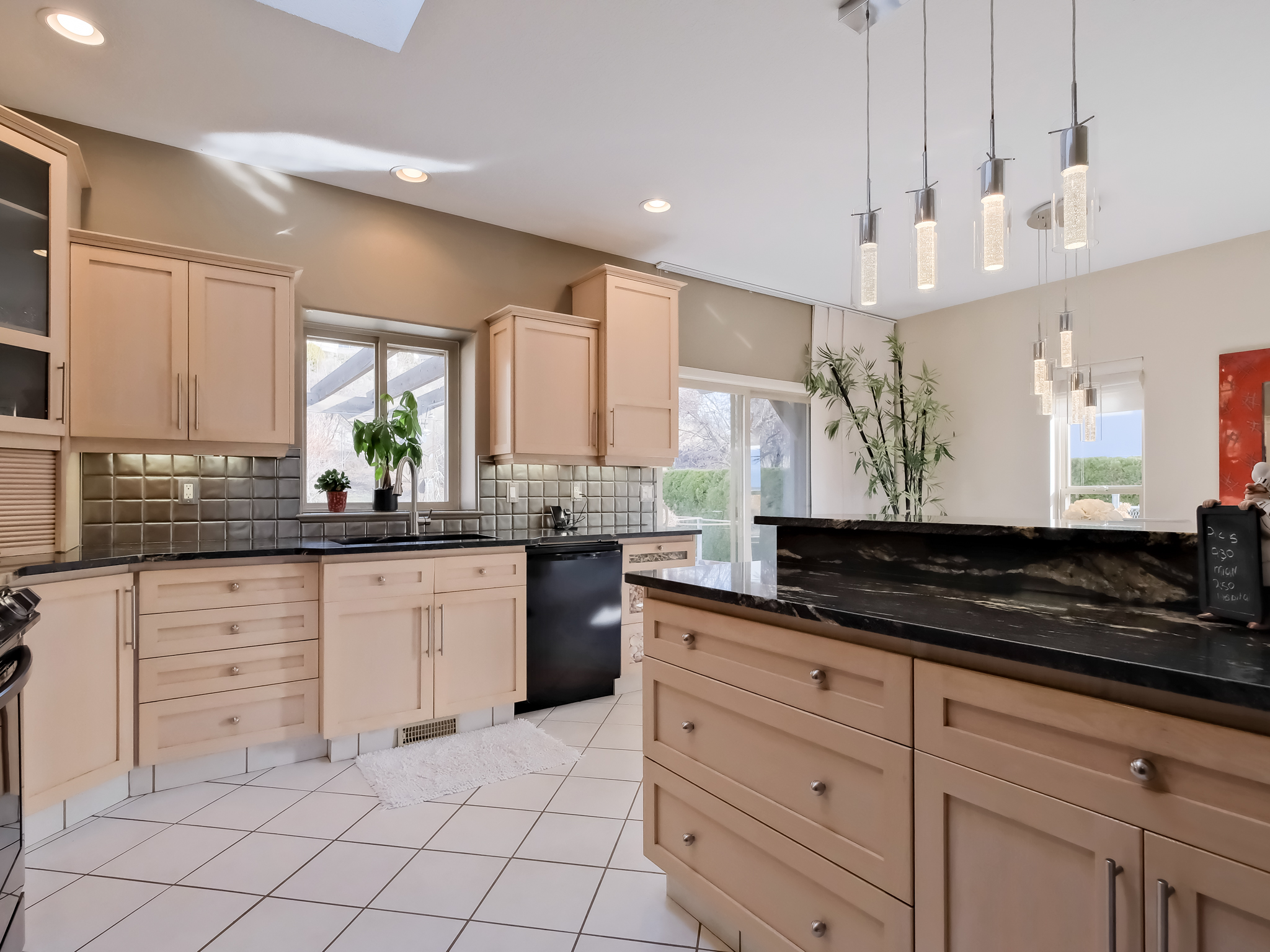 2092 Sandstone Drive Penticton V2A 8Y7