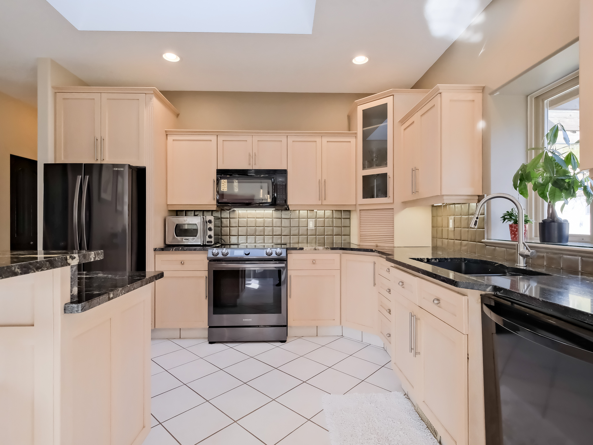 2092 Sandstone Drive Penticton V2A 8Y7