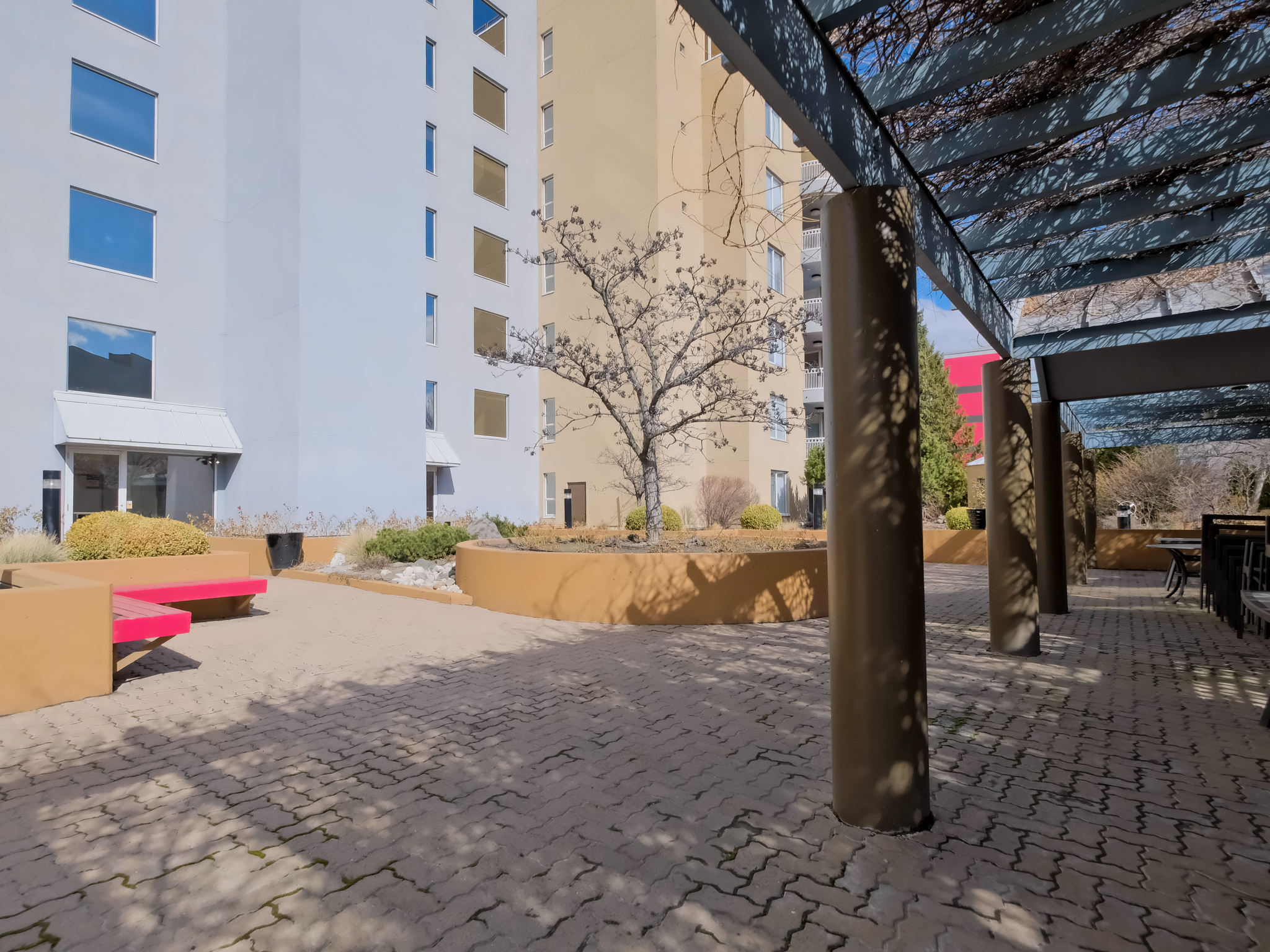 86 Lakeshore Drive 201 Penticton V2A 1B5