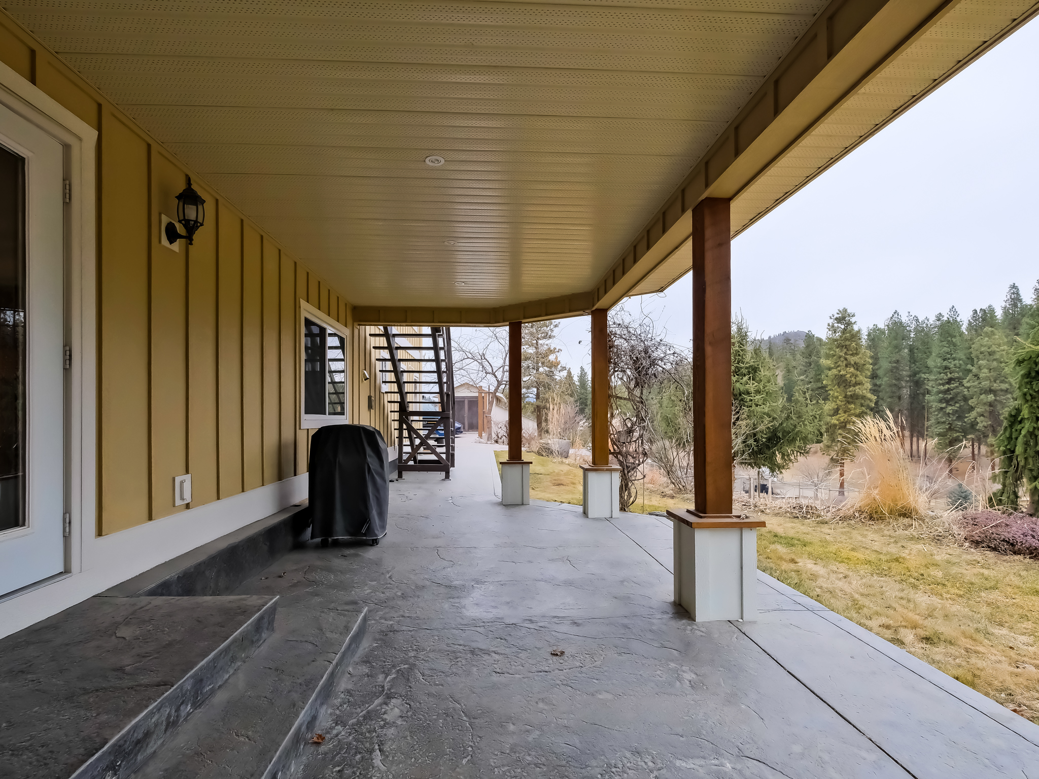 5617 Simpson Road Summerland V0H 1Z2