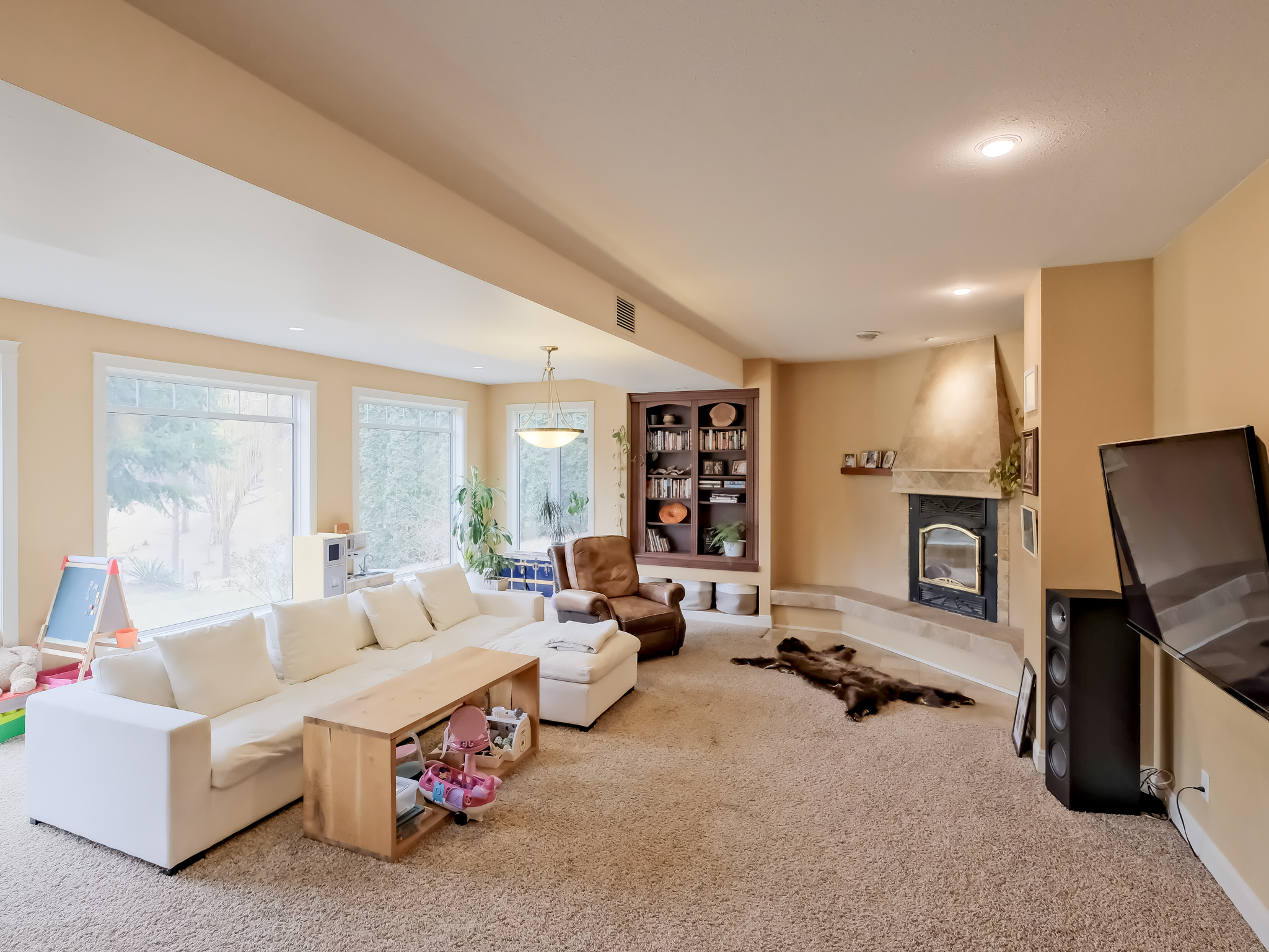 5617 Simpson Road Summerland V0H 1Z2