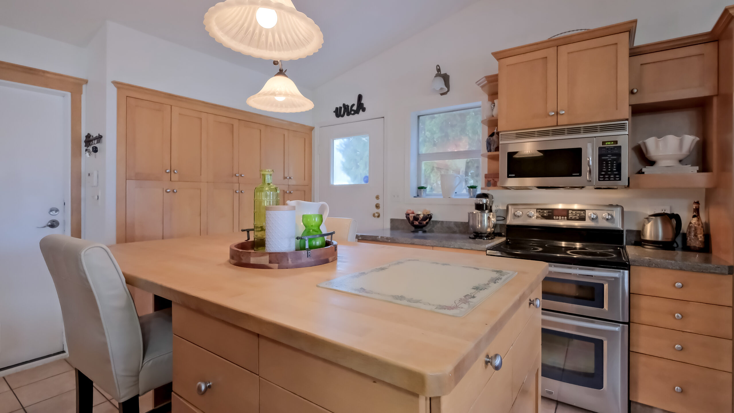 921 Westminster Avenue E Penticton V2A 1J6