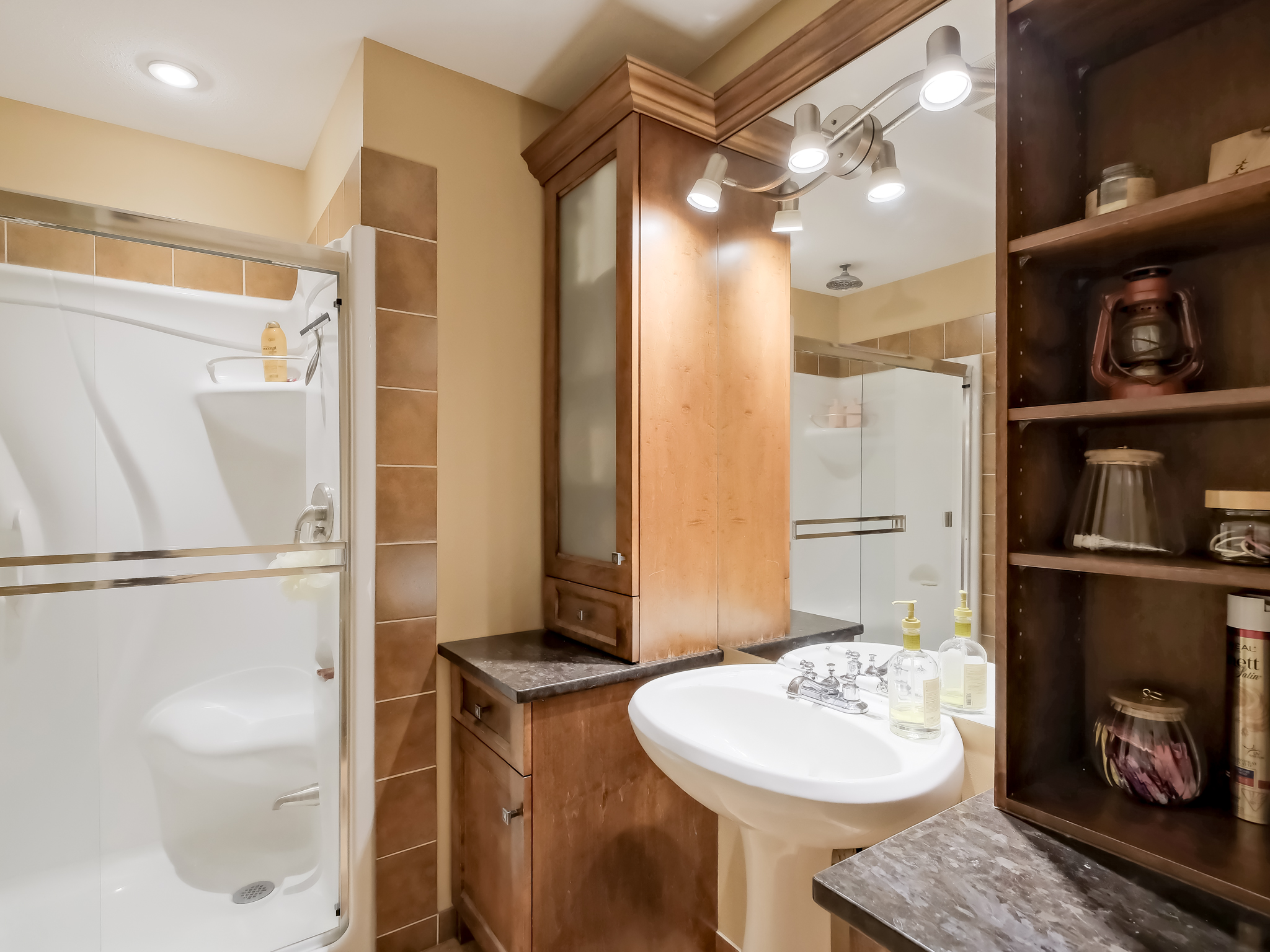 5617 Simpson Road Summerland V0H 1Z2