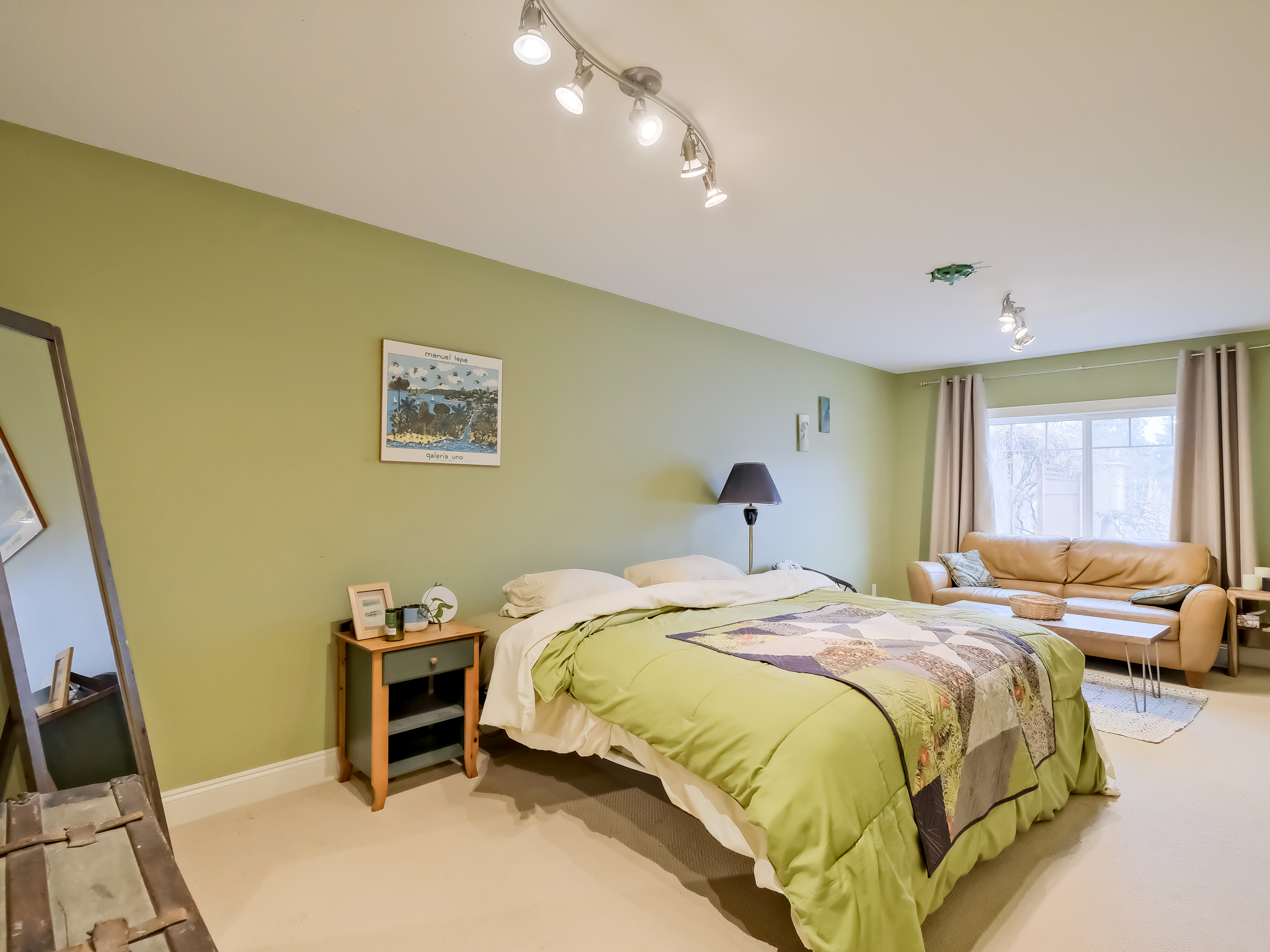 5617 Simpson Road Summerland V0H 1Z2