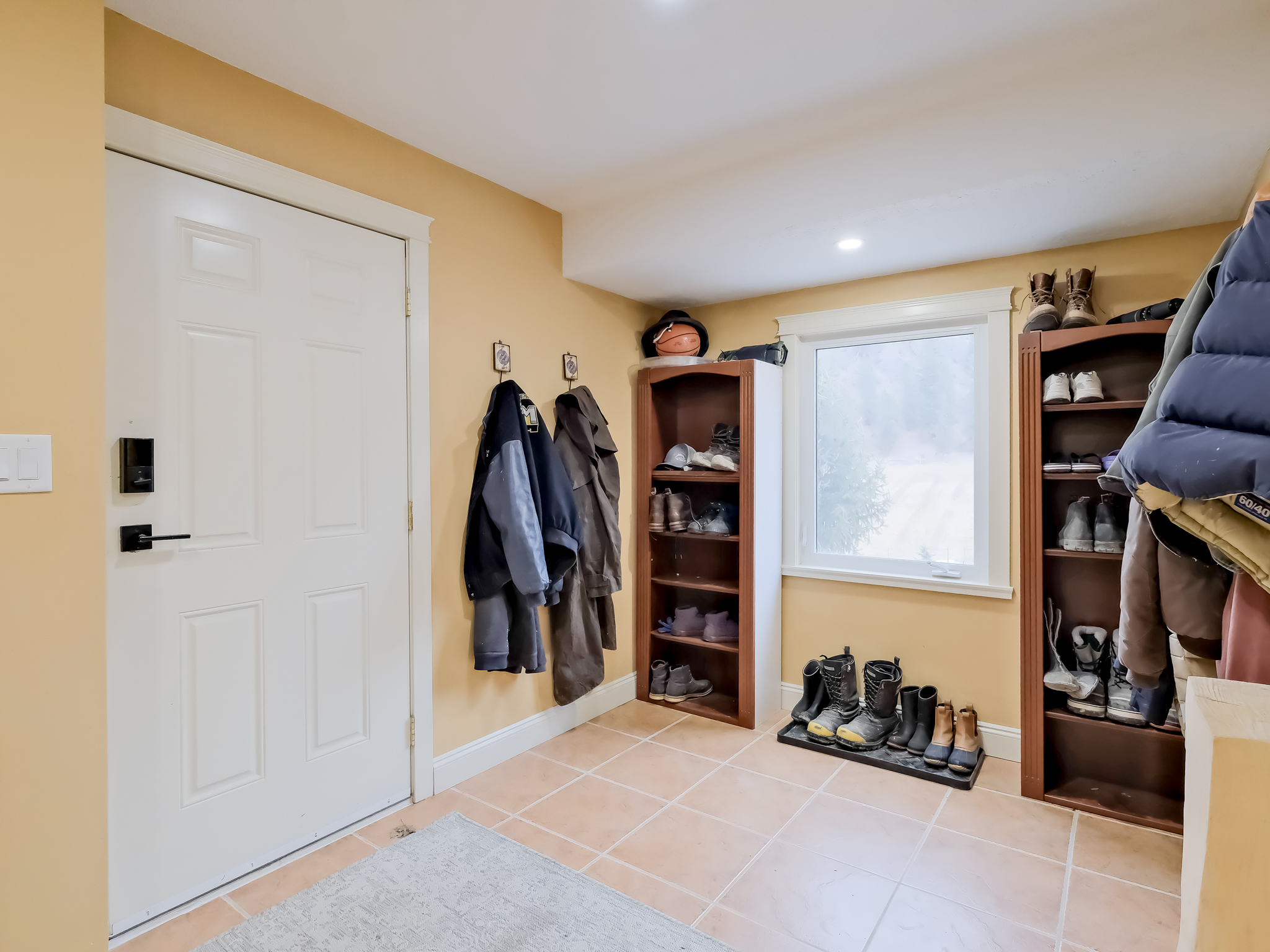 5617 Simpson Road Summerland V0H 1Z2