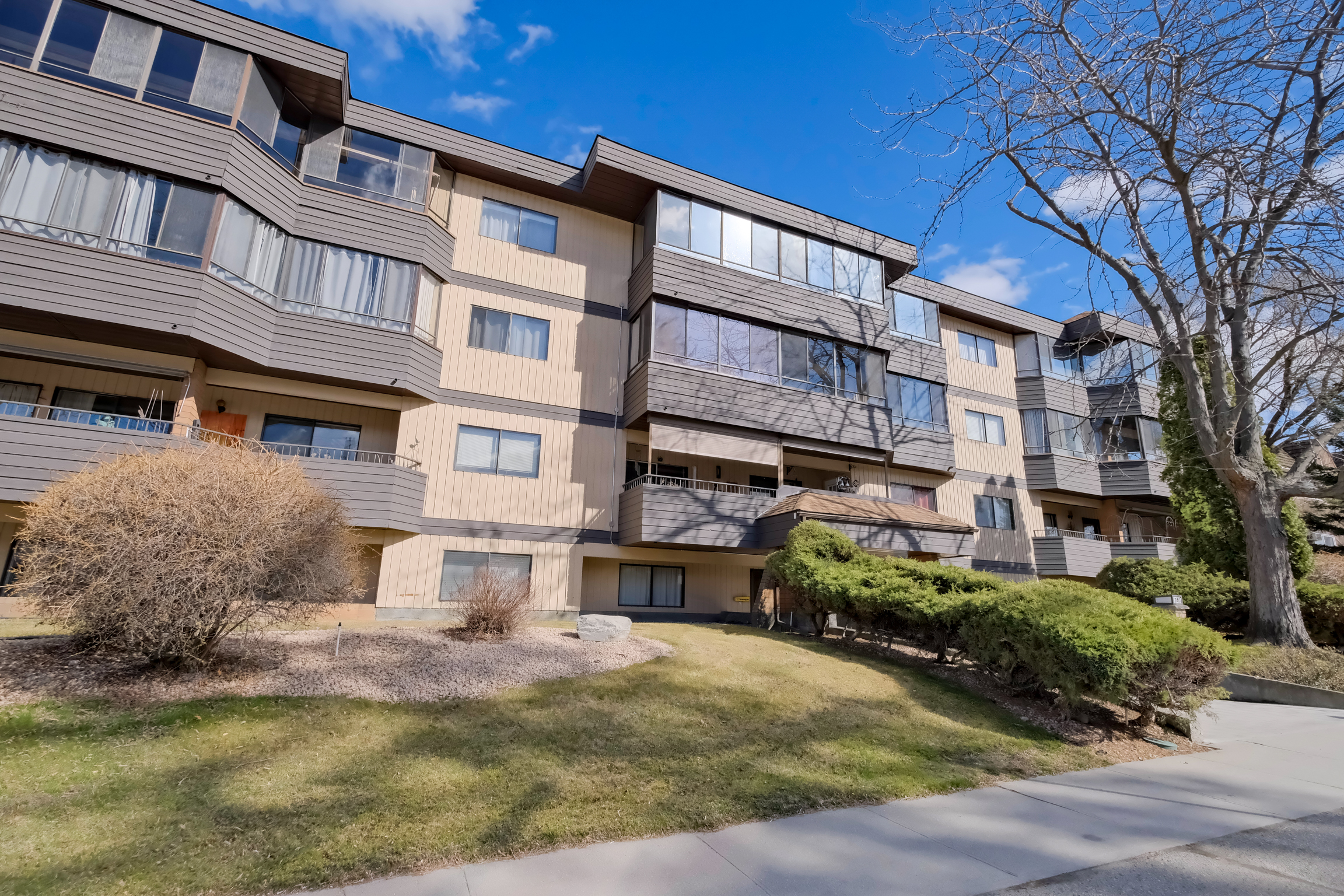 740 Winnipeg Street 205 Penticton V2A 5N3