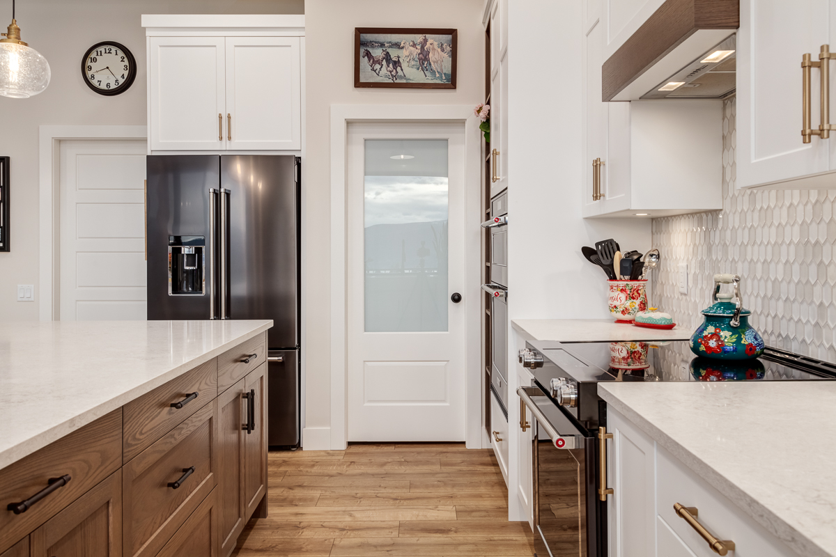 17503 Sanborn Street Summerland V0H 1Z3