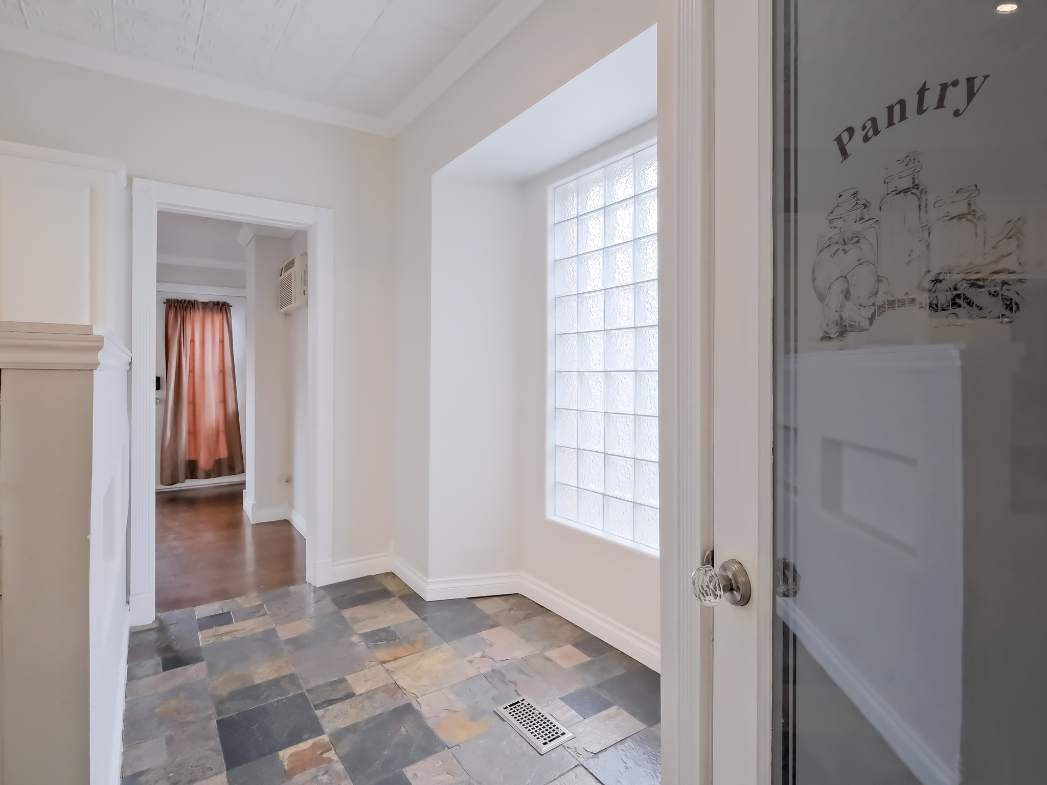 561 Braid Street Penticton V2A 4Y4