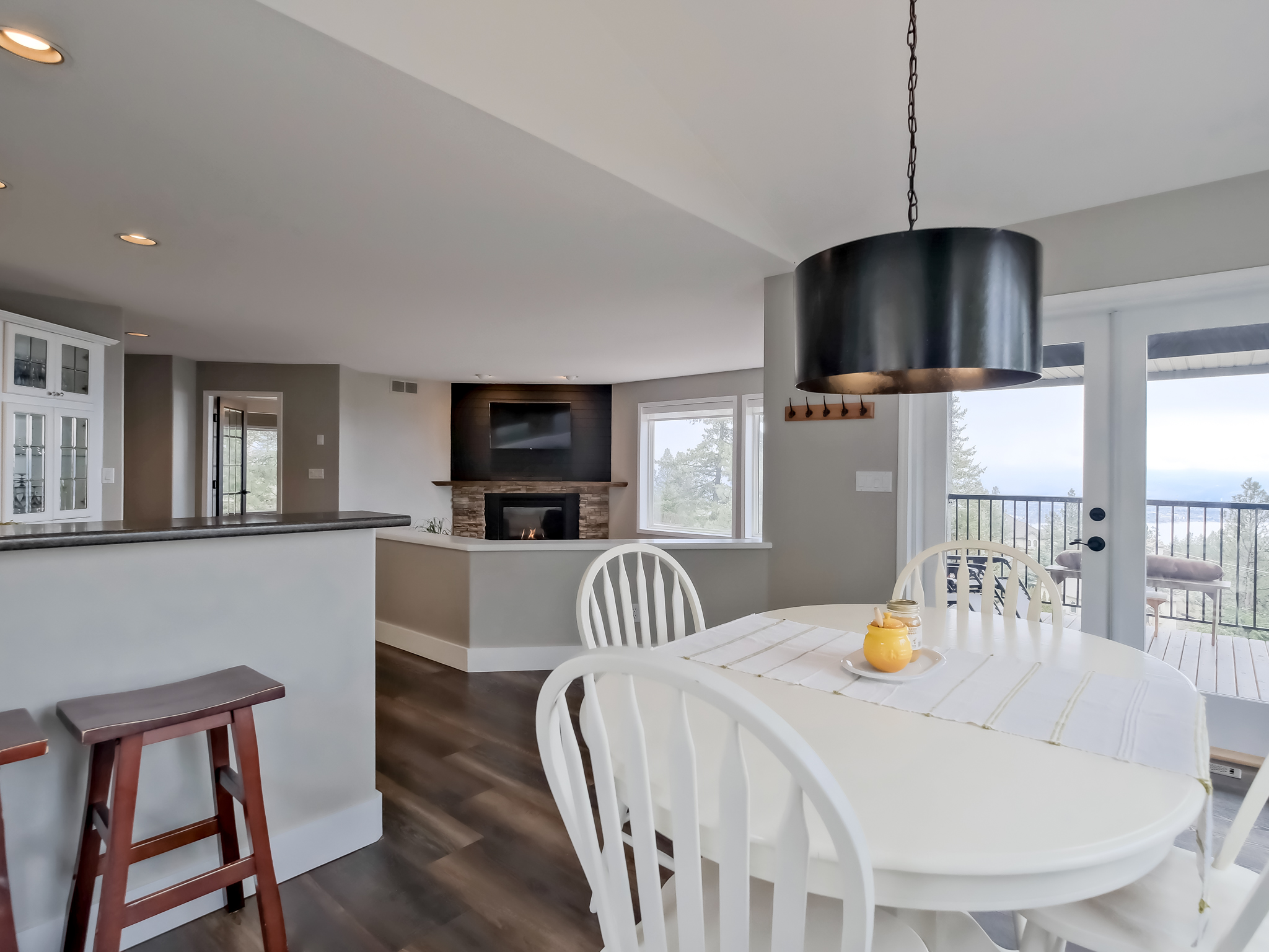 1026 McPhail Court West Kelowna V1Z 3M7