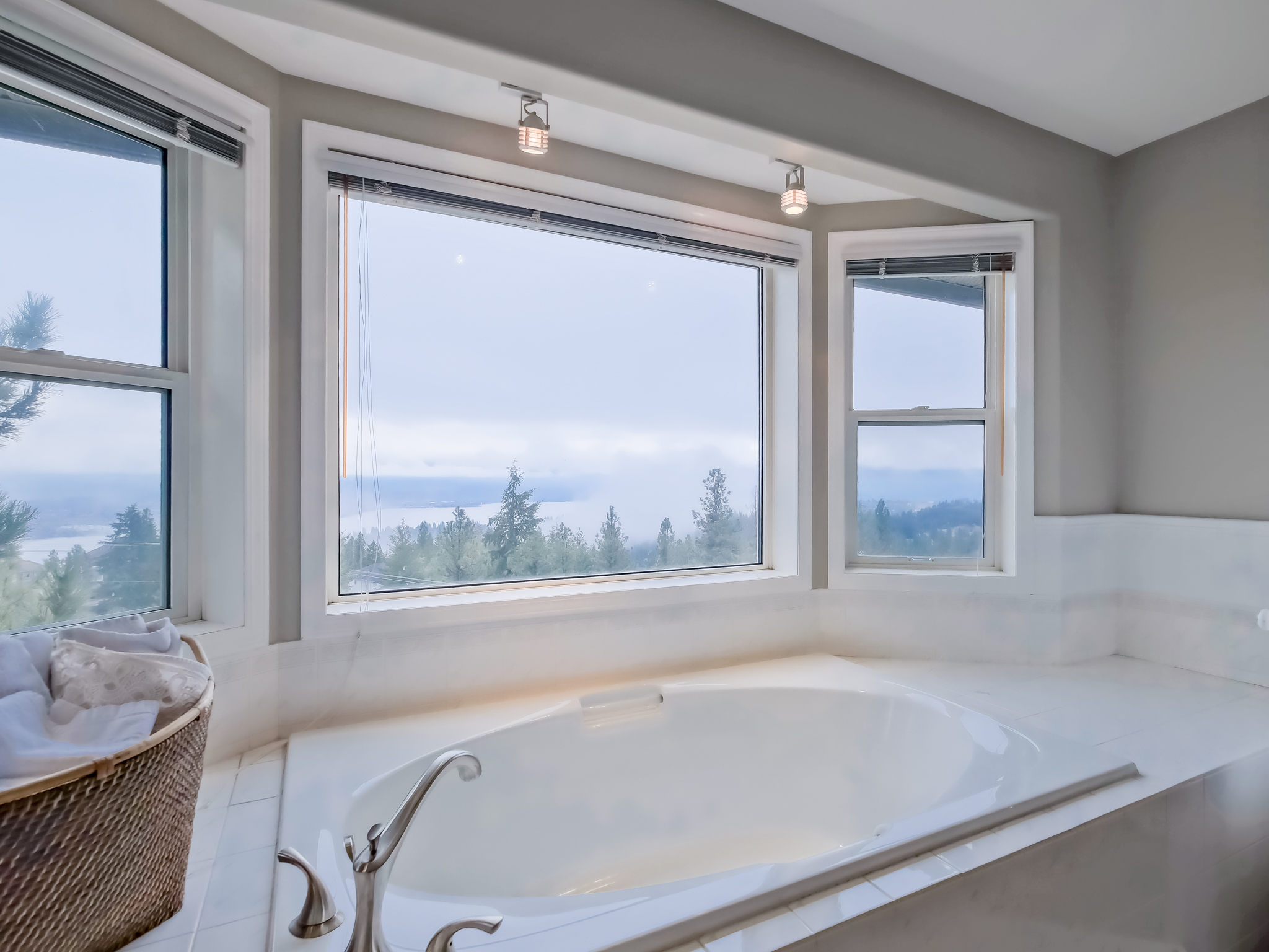 1026 McPhail Court West Kelowna V1Z 3M7