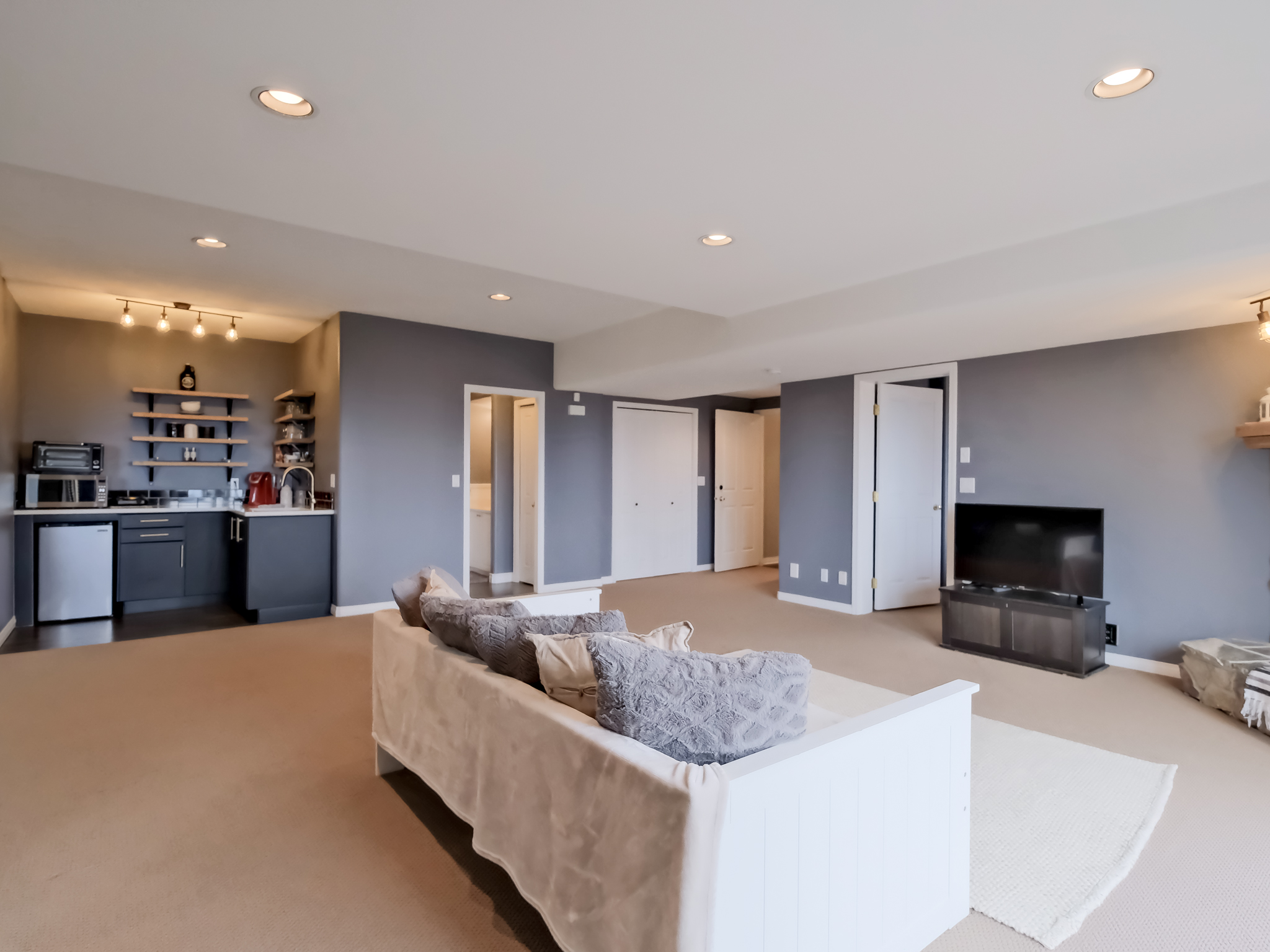 1026 McPhail Court West Kelowna V1Z 3M7