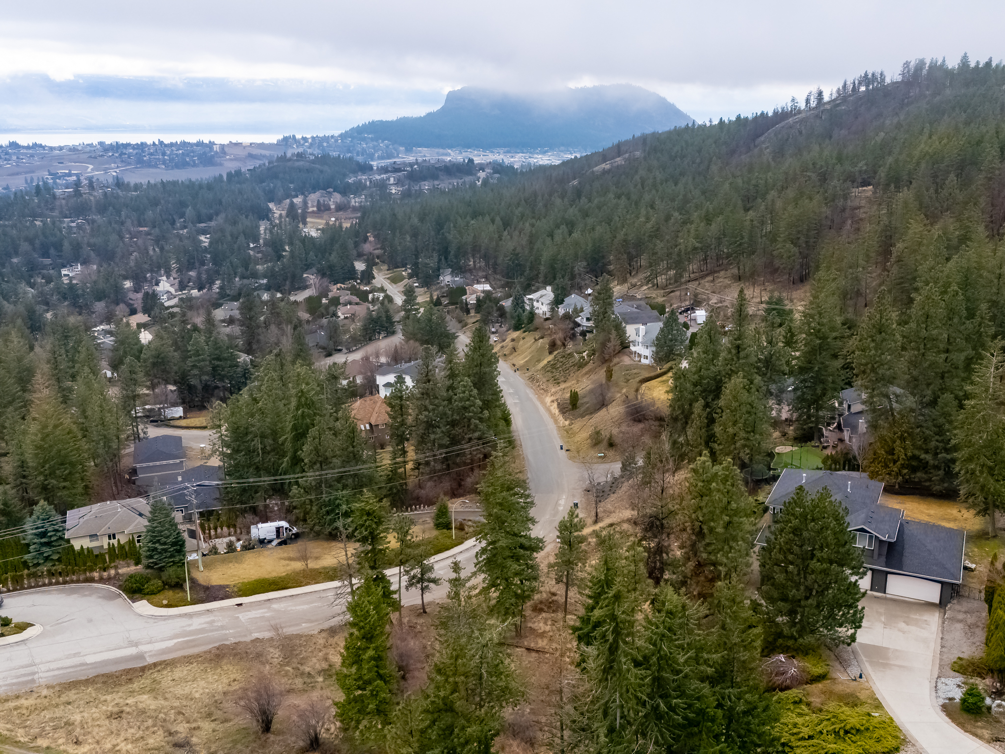 1026 McPhail Court West Kelowna V1Z 3M7