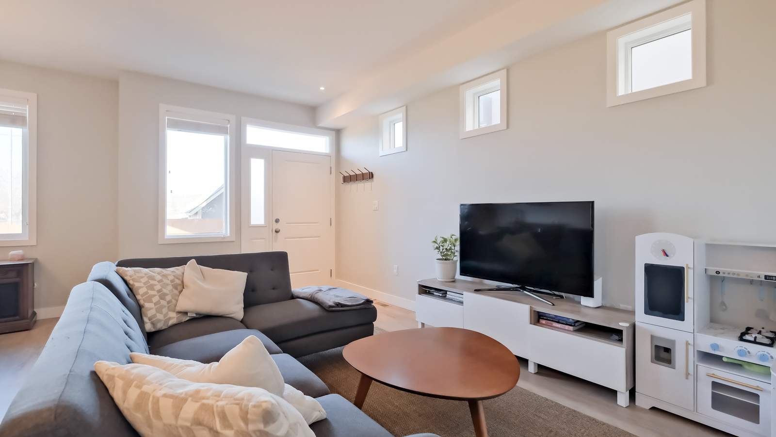 457 Nelson Avenue 102 Penticton V2A 2L3