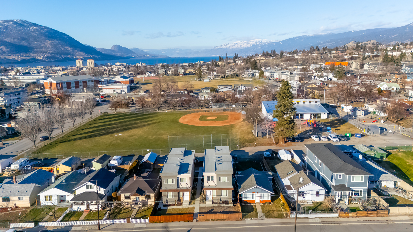 457 Nelson Avenue 102 Penticton V2A 2L3