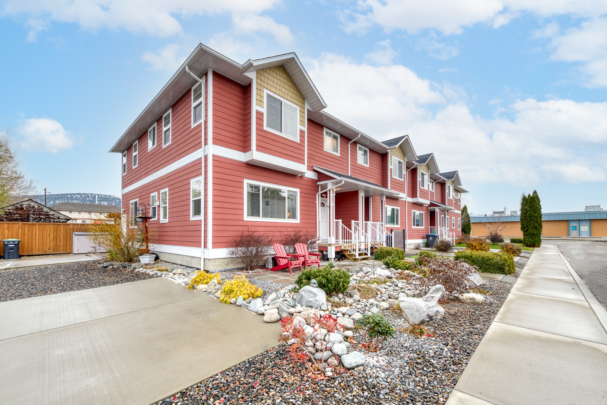 294 Bassett Street Penticton V2A 5W3