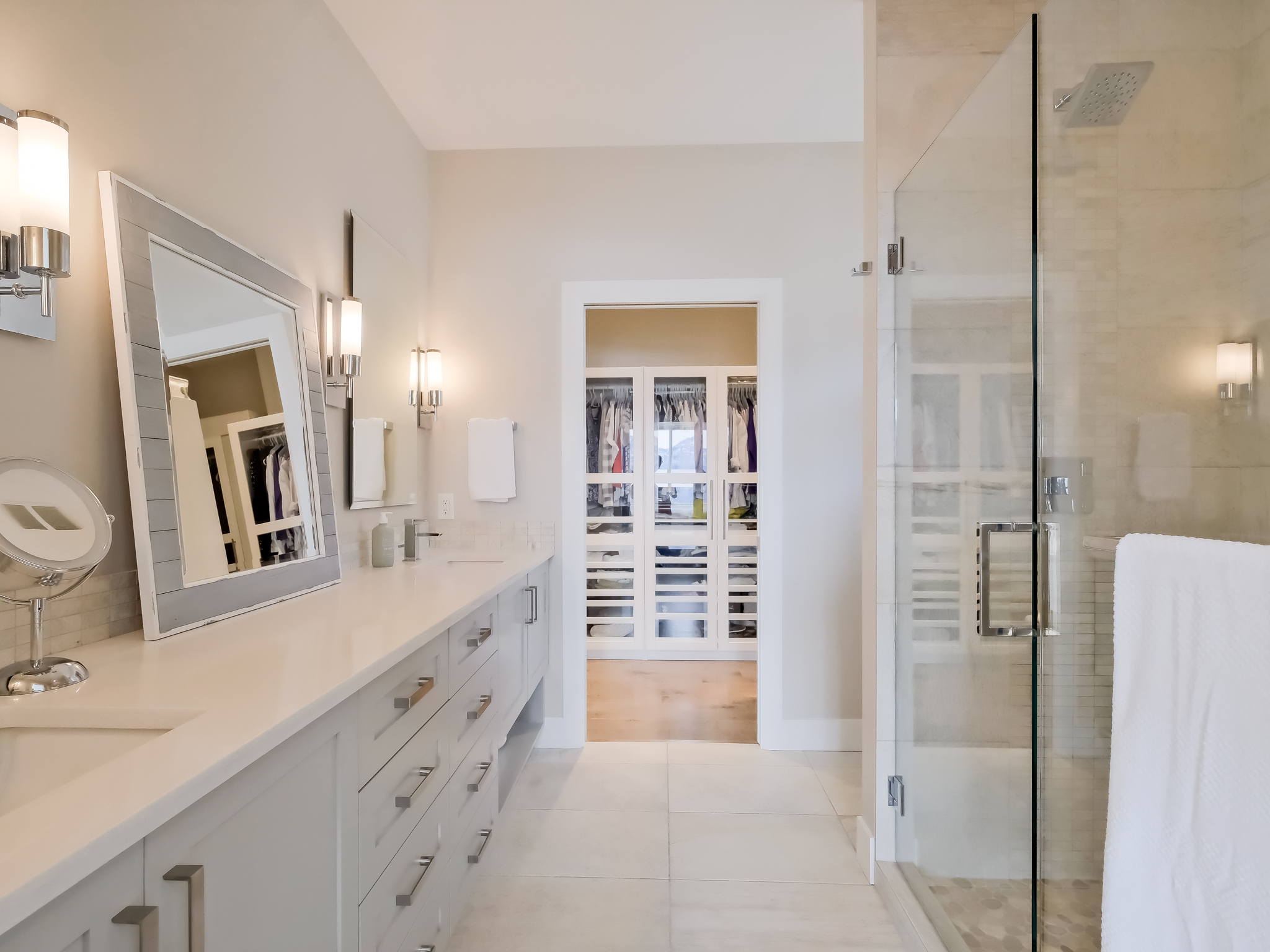 1347 Pinot Drive West Kelowna V4T 3J1