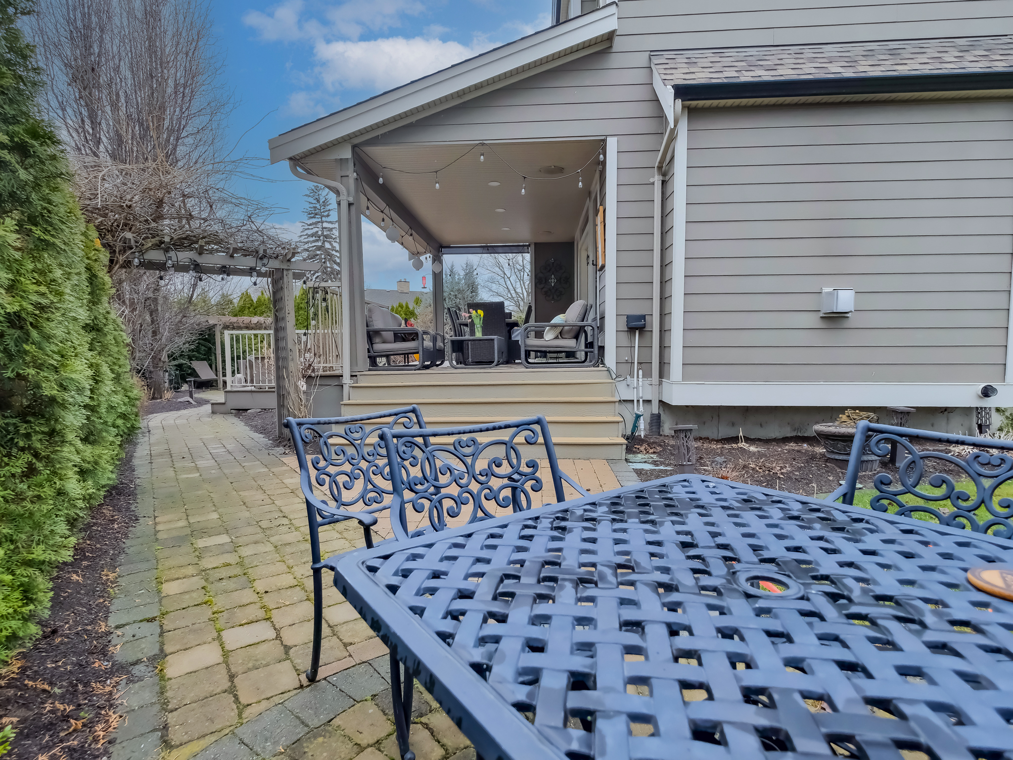 421 Birch Avenue Kelowna V1Y 5G7