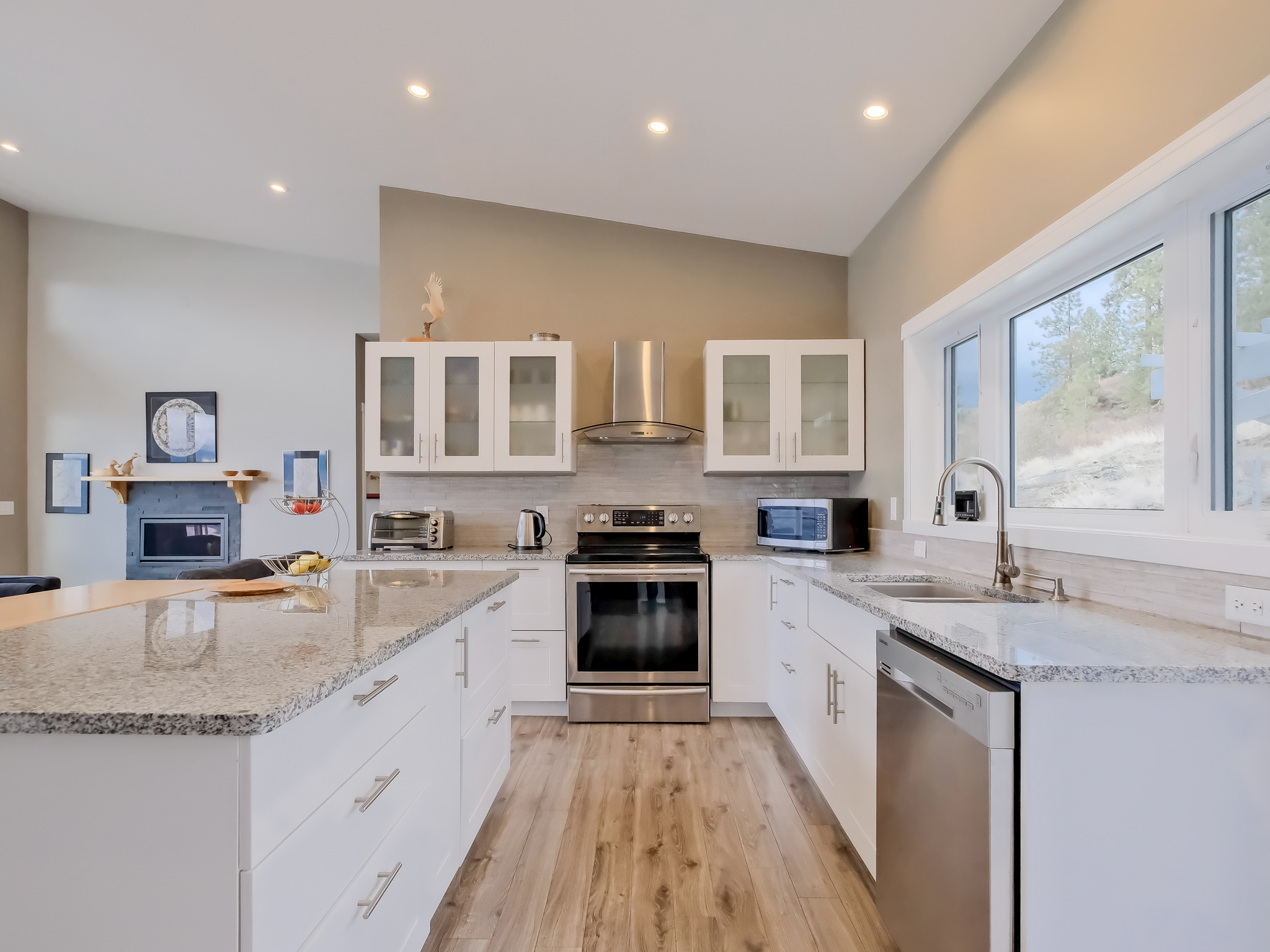 2502 Winifred Road Naramata