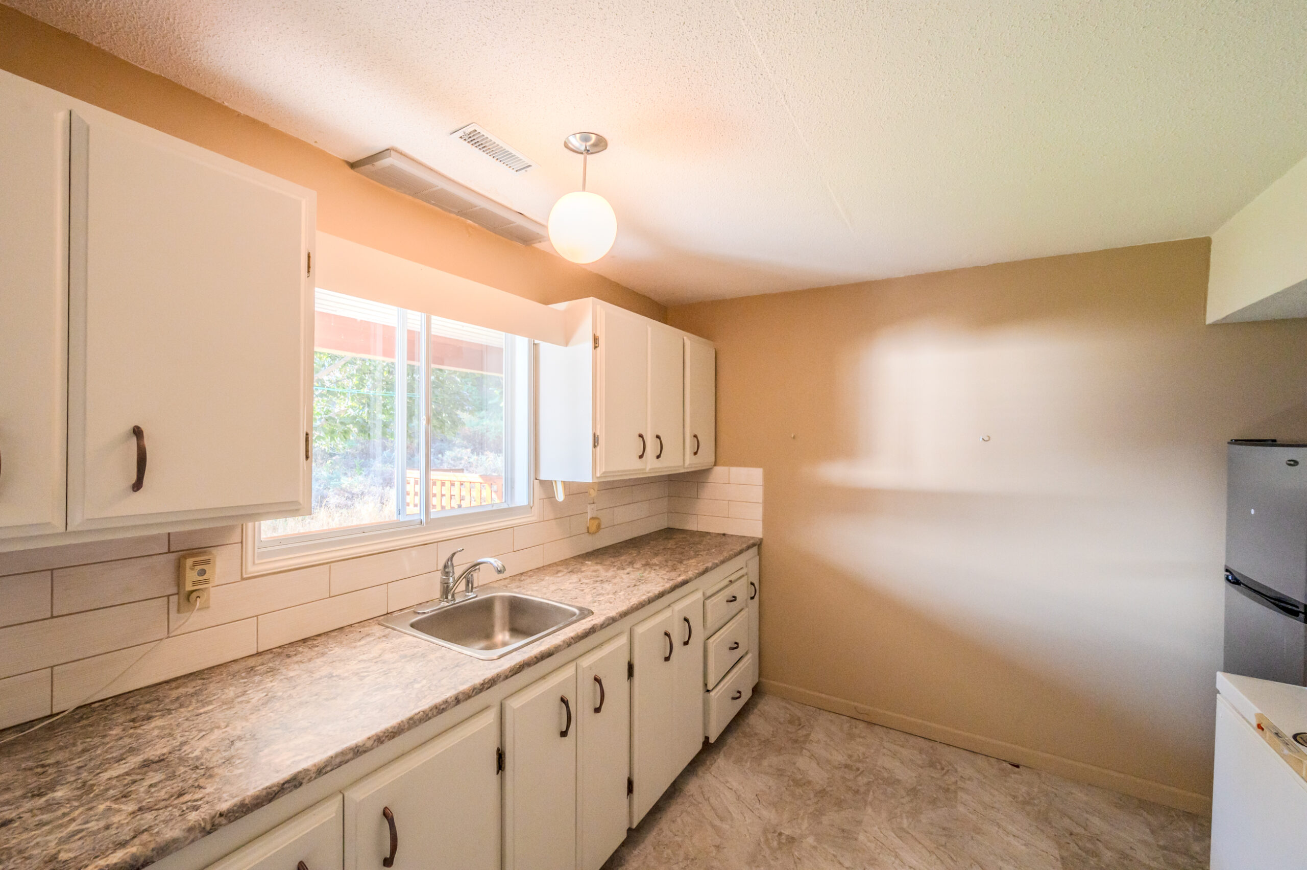 125 Cedar Avenue Kaleden V0H 1K0
