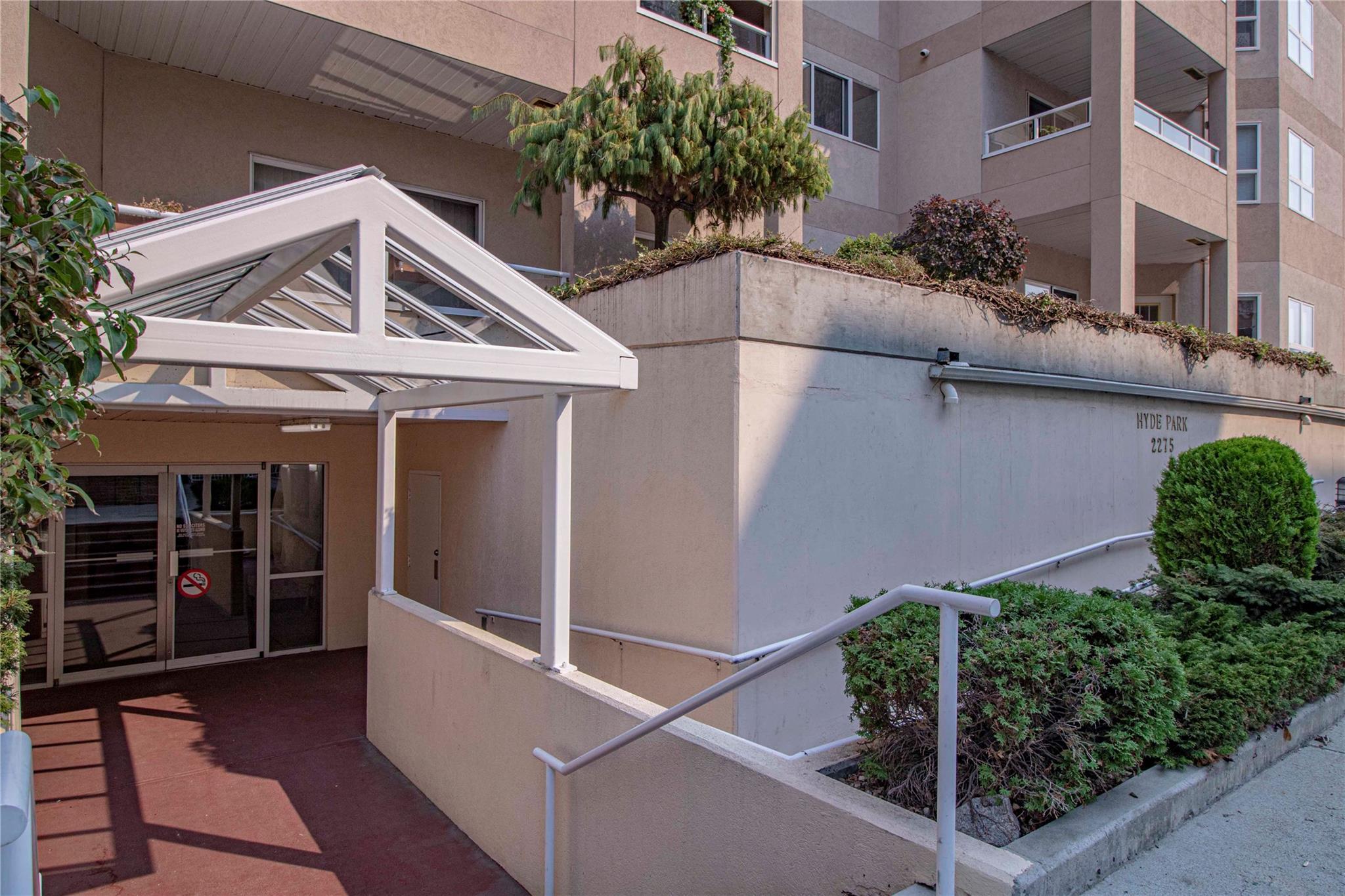 2275 Atkinson Street 103 Penticton V2A 8R7
