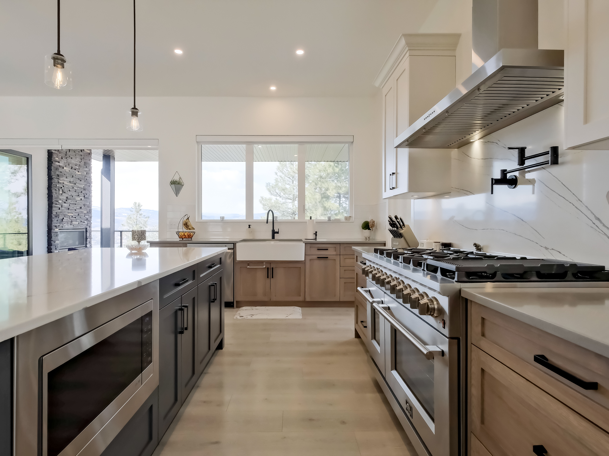 2965 Outlook Way Naramata V0H 1N0