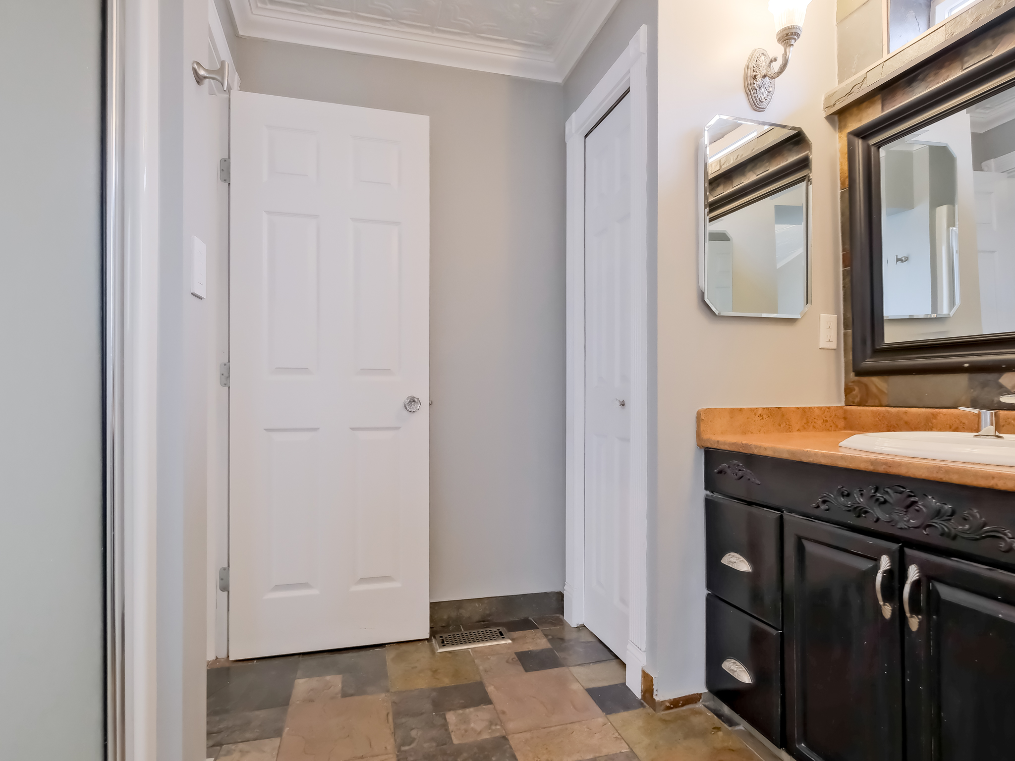 561 Braid Street Penticton V2A 4Y4
