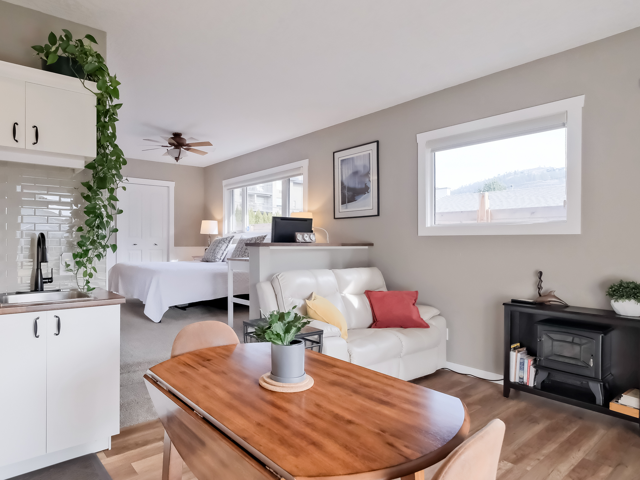 210 Yorkton Avenue Penticton V2A 3V2