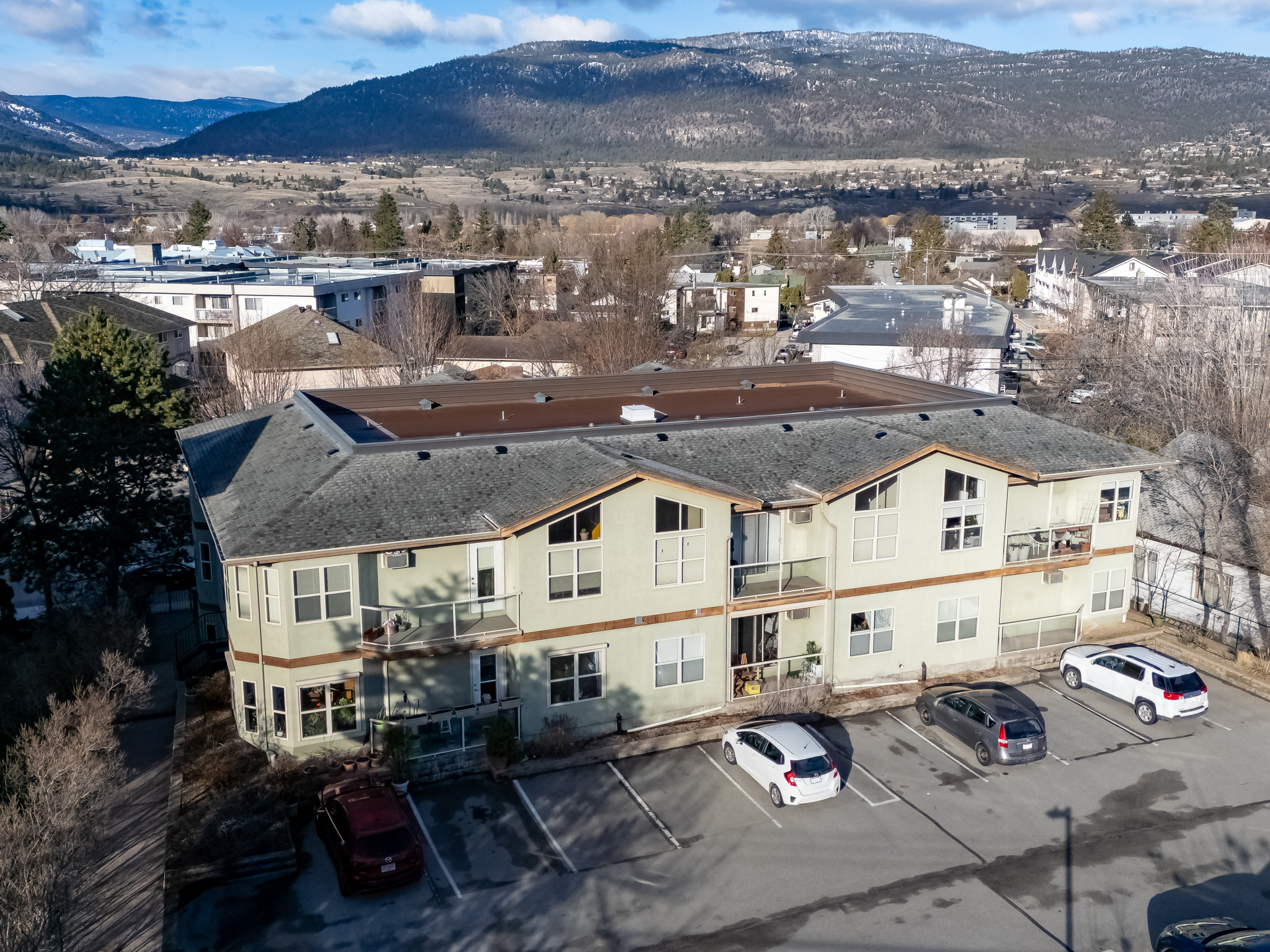 857 Fairview Road 304 Penticton V2A 5Y7