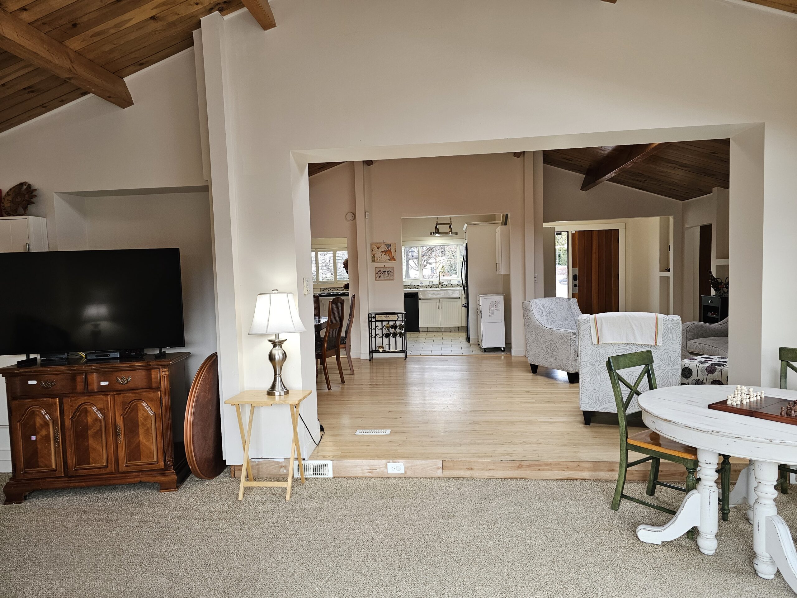 902 Barrington Avenue Penticton V2A 1S3