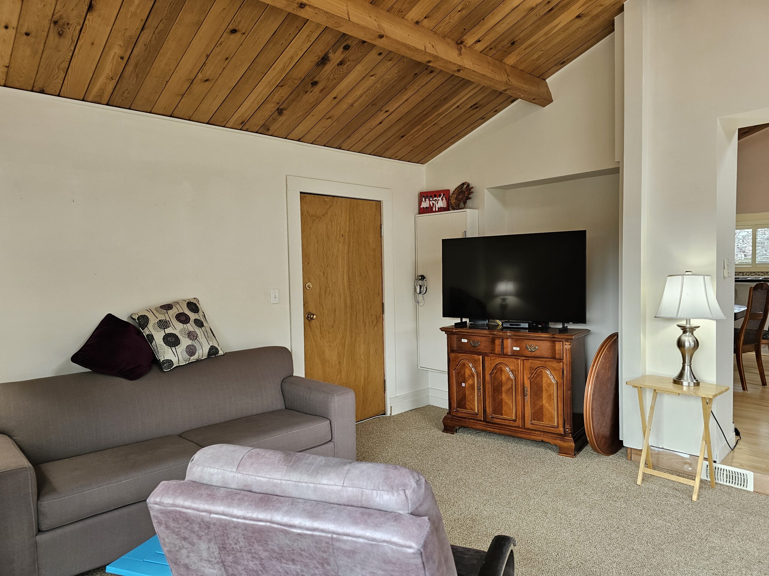 902 Barrington Avenue Penticton V2A 1S3