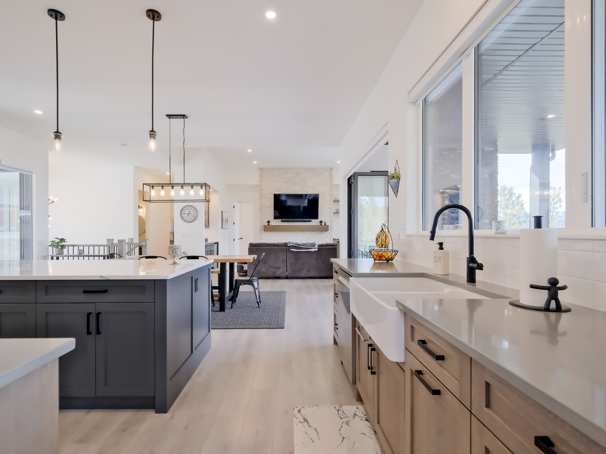 2965 Outlook Way Naramata V0H 1N0