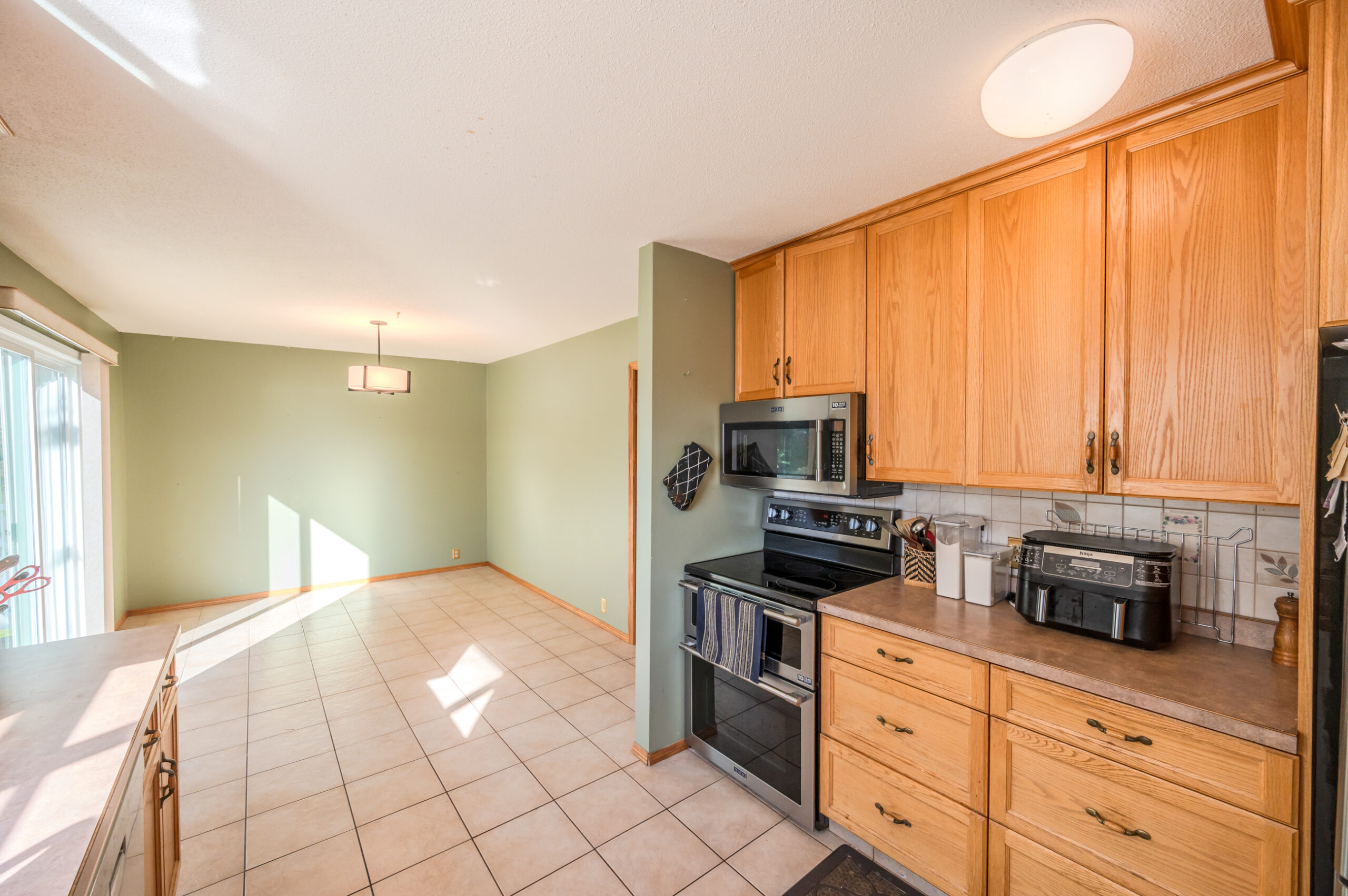 125 Cedar Avenue Kaleden V0H 1K0