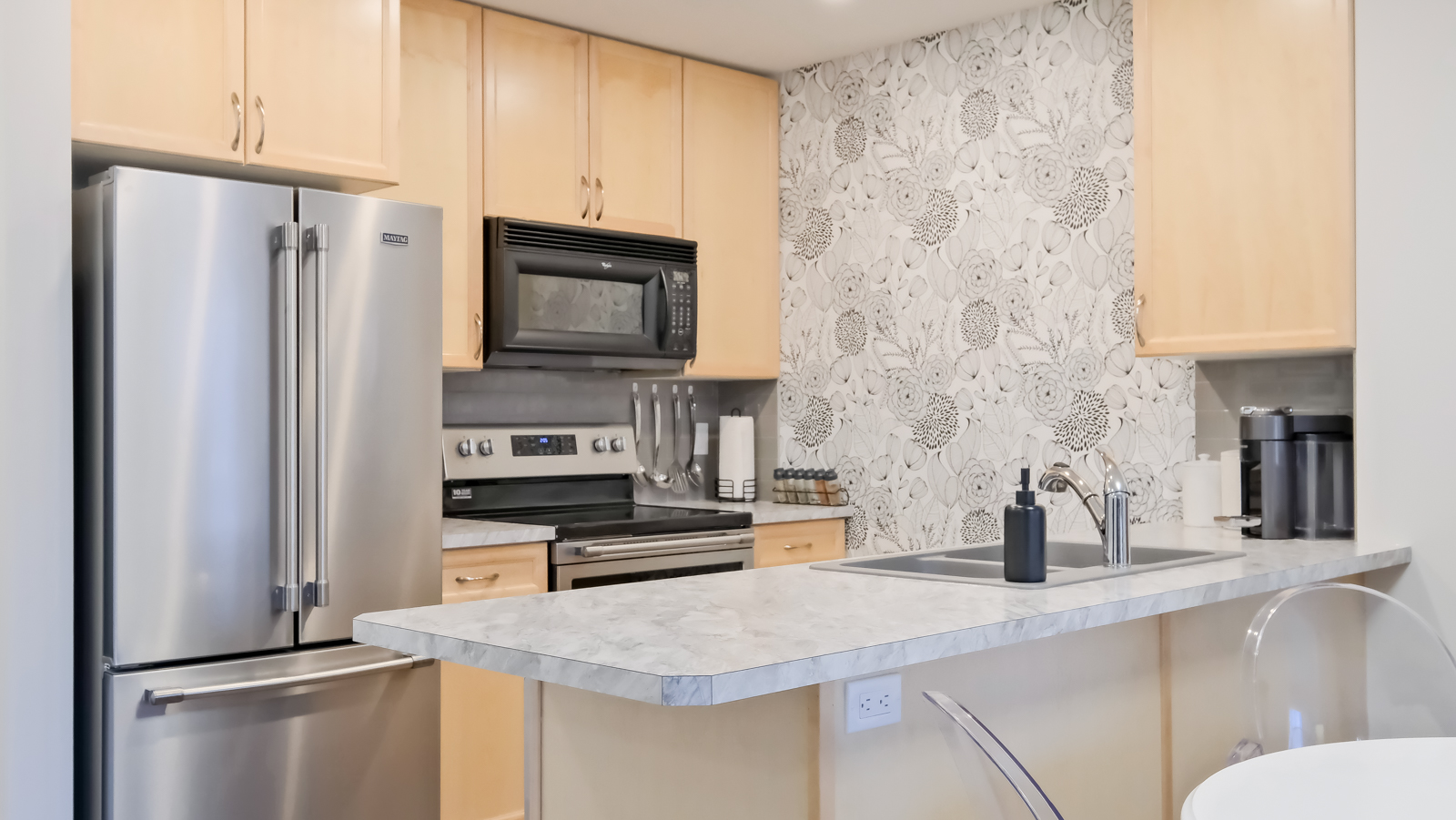 246 Hastings Avenue 209 Penticton V2A 2V6