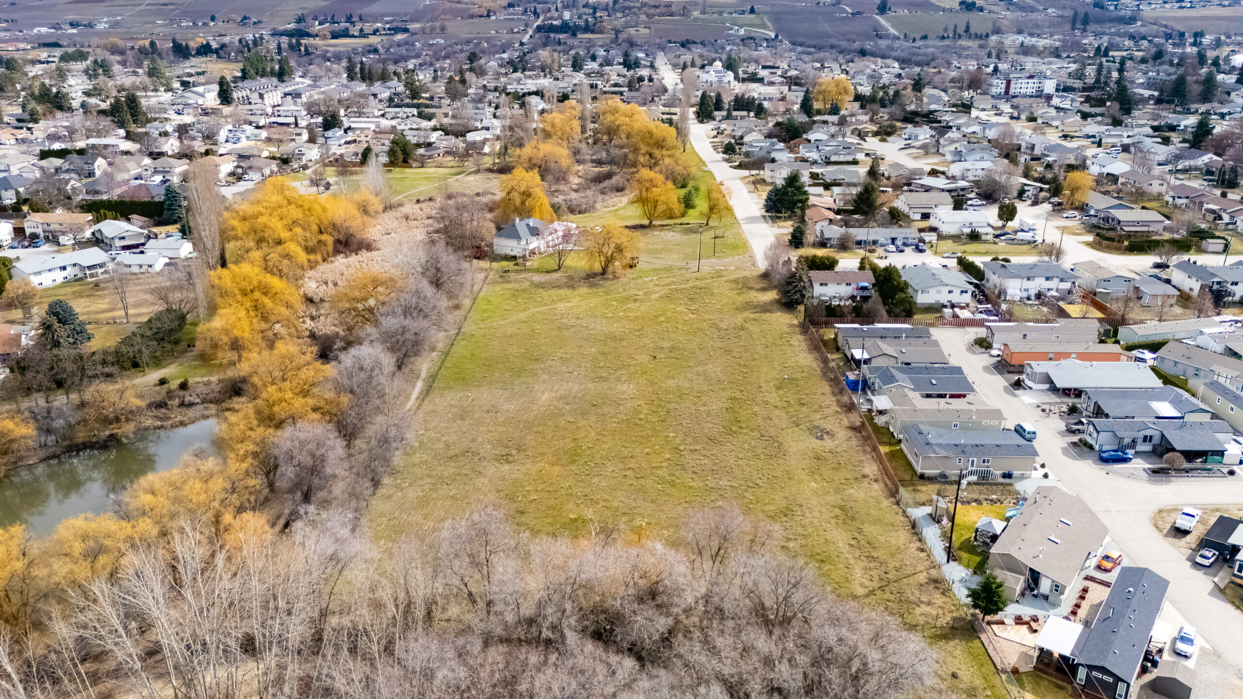 302 Sumac Road W Kelowna V1X 6W8