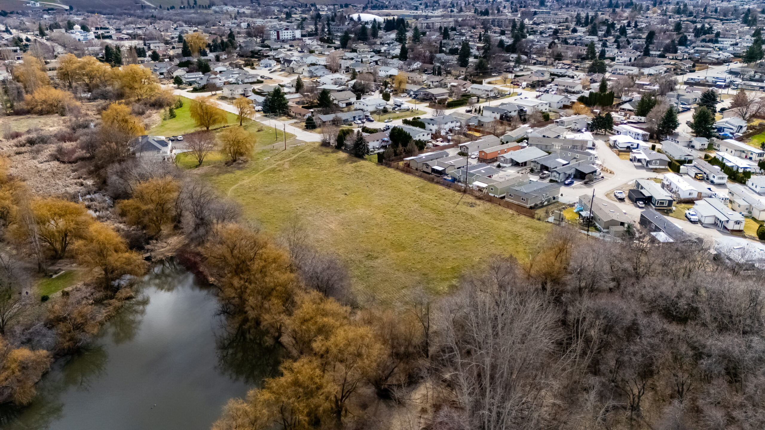 302 Sumac Road W Kelowna V1X 6W8