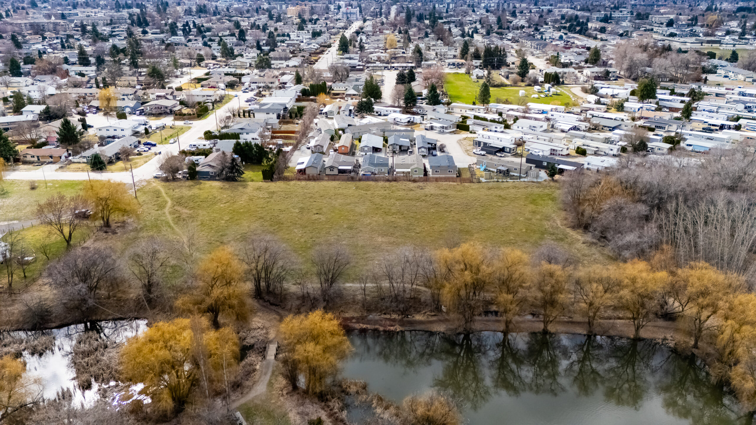 302 Sumac Road W Kelowna V1X 6W8