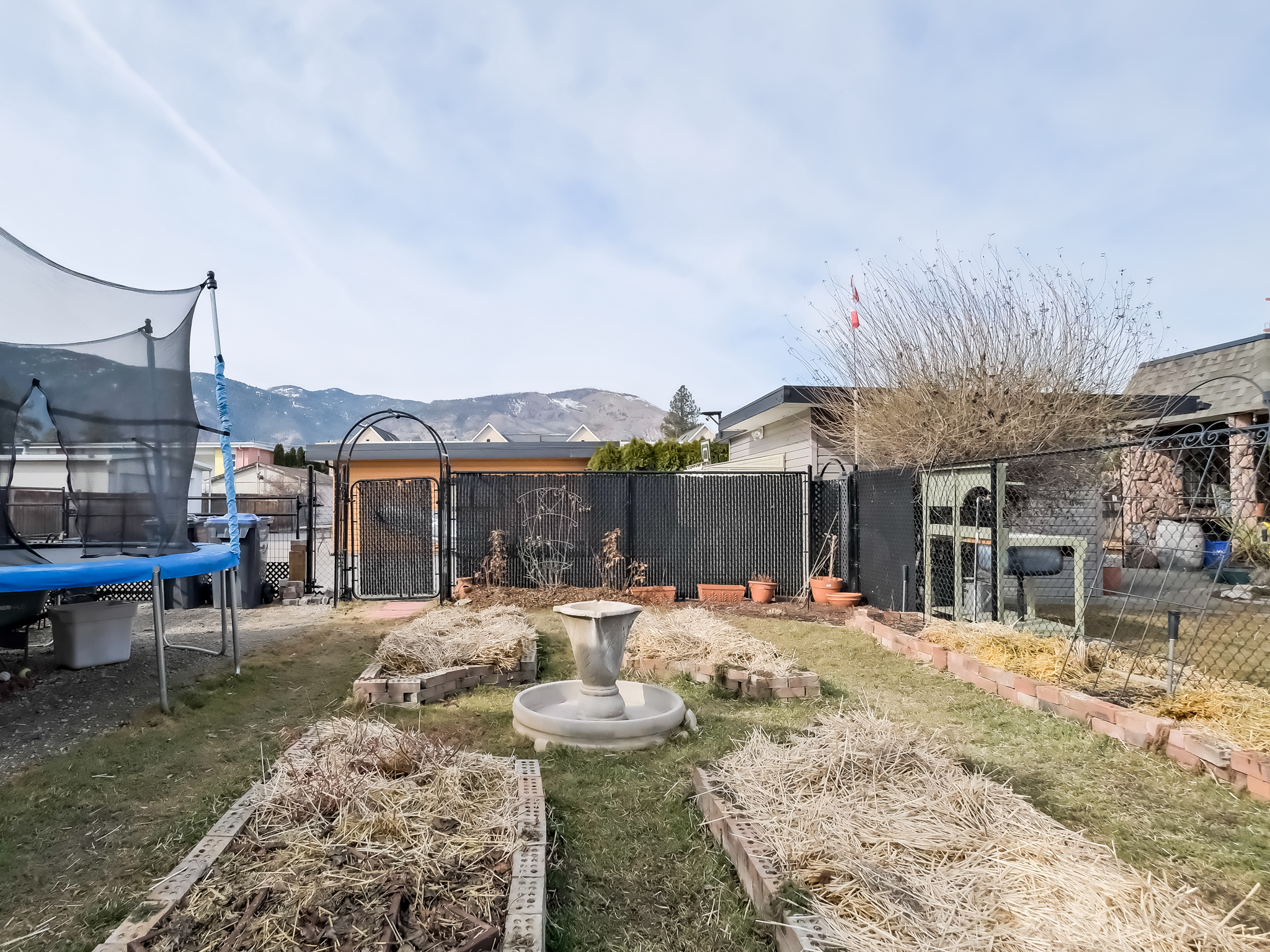 210 Yorkton Avenue Penticton V2A 3V2