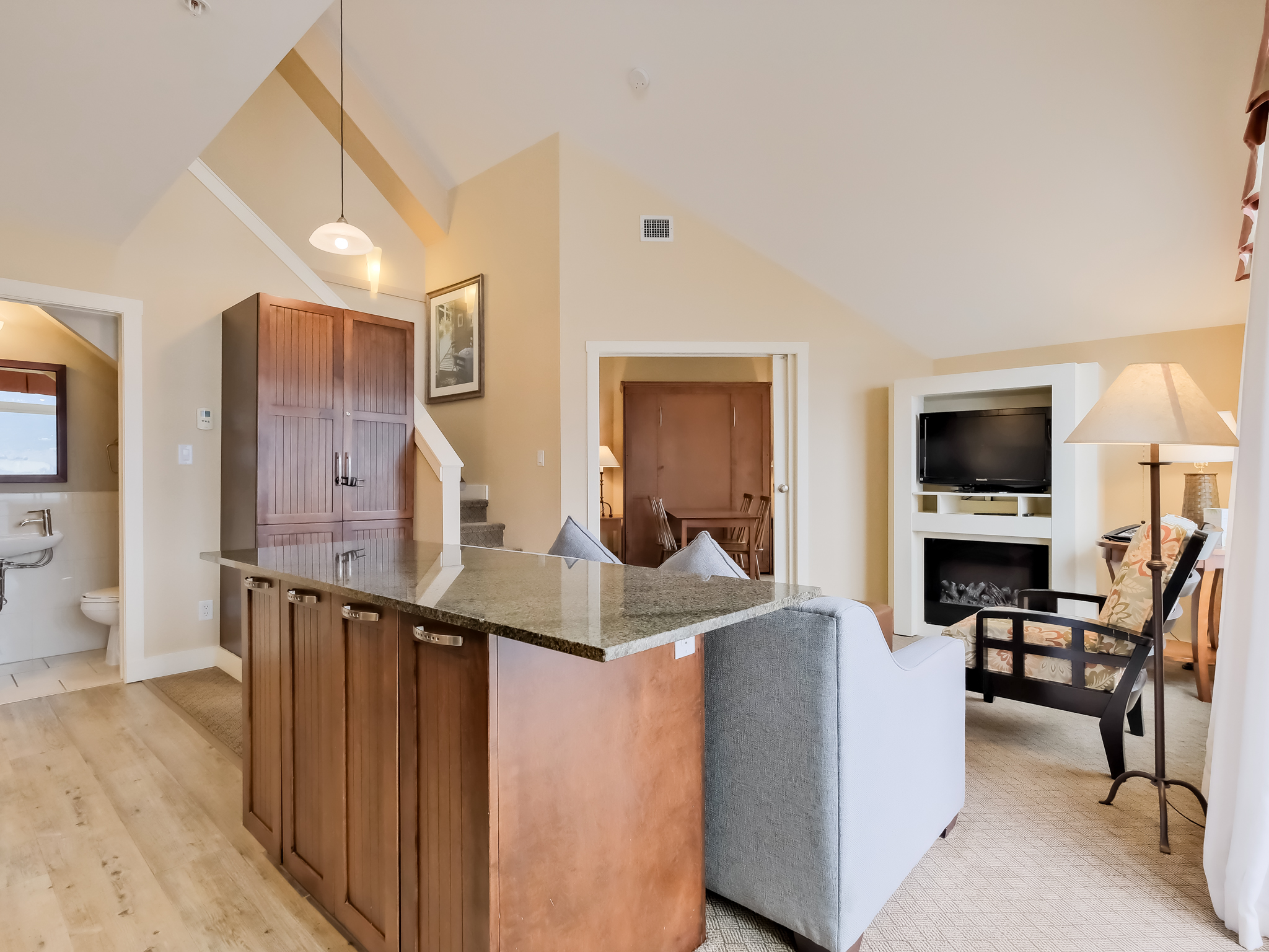 13011 Lakeshore Drive 356 Summerland V0H 1Z1