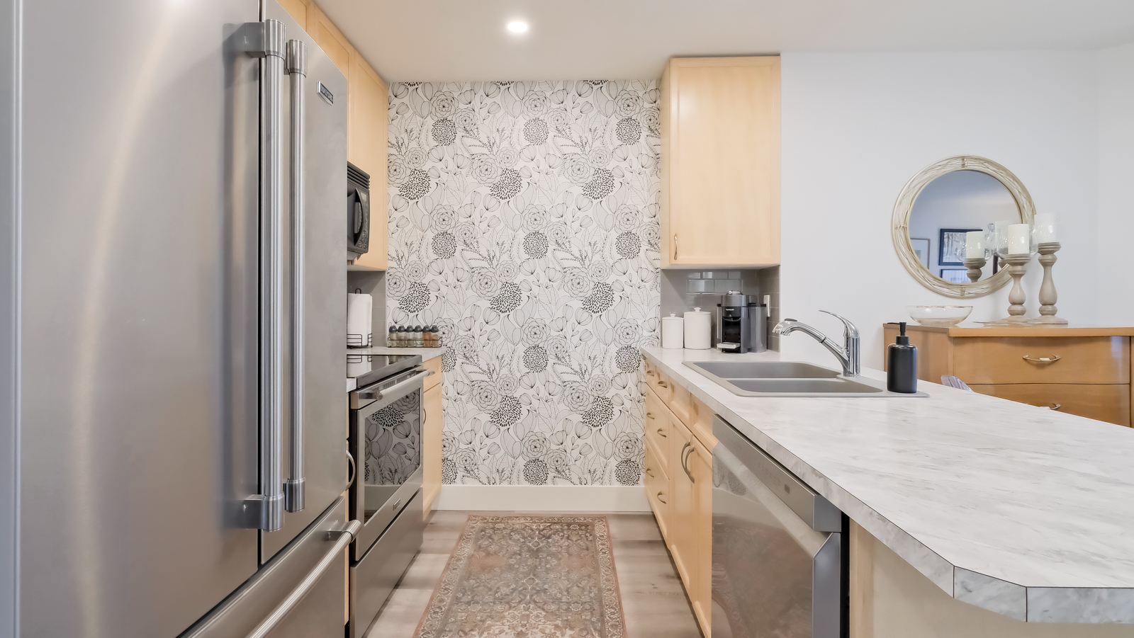 246 Hastings Avenue 209 Penticton V2A 2V6